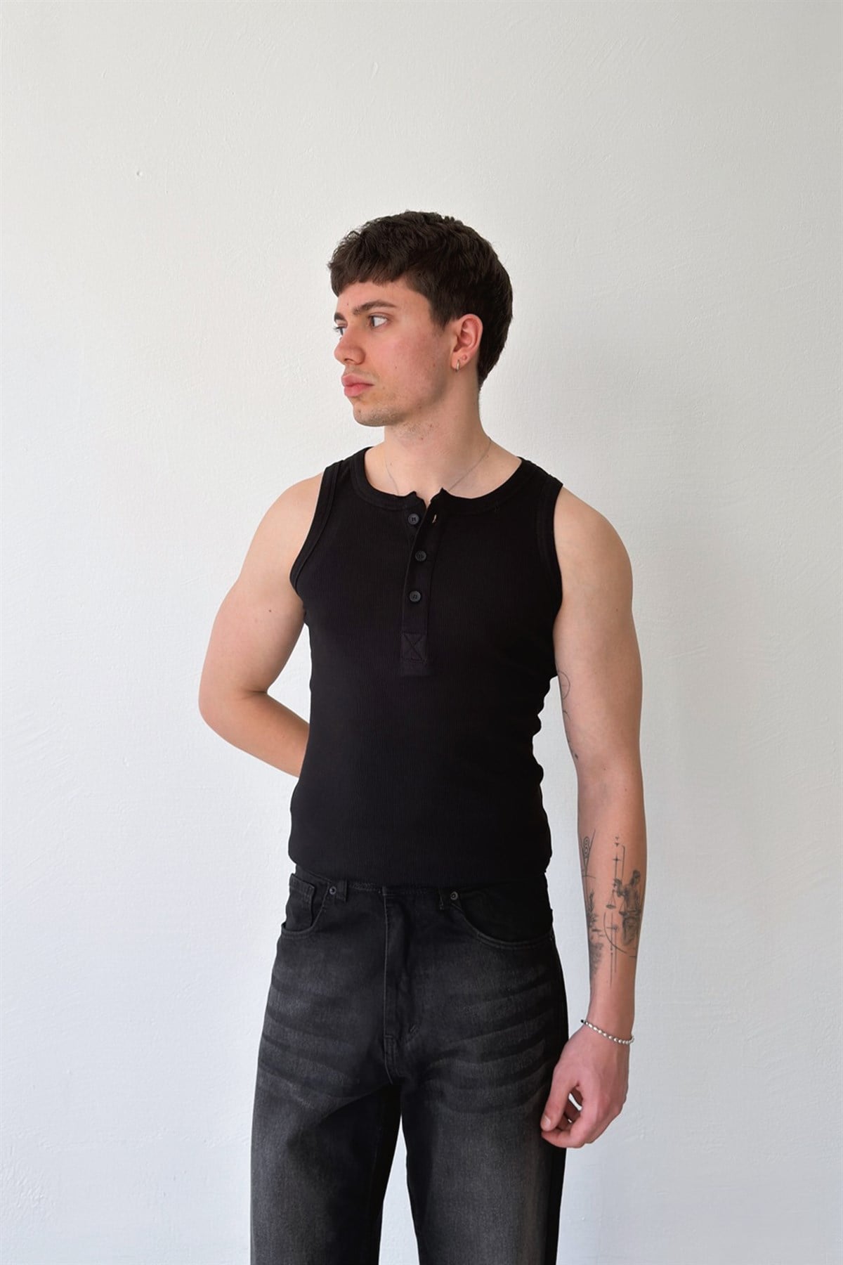 Düğmeli Fitilli Atlet