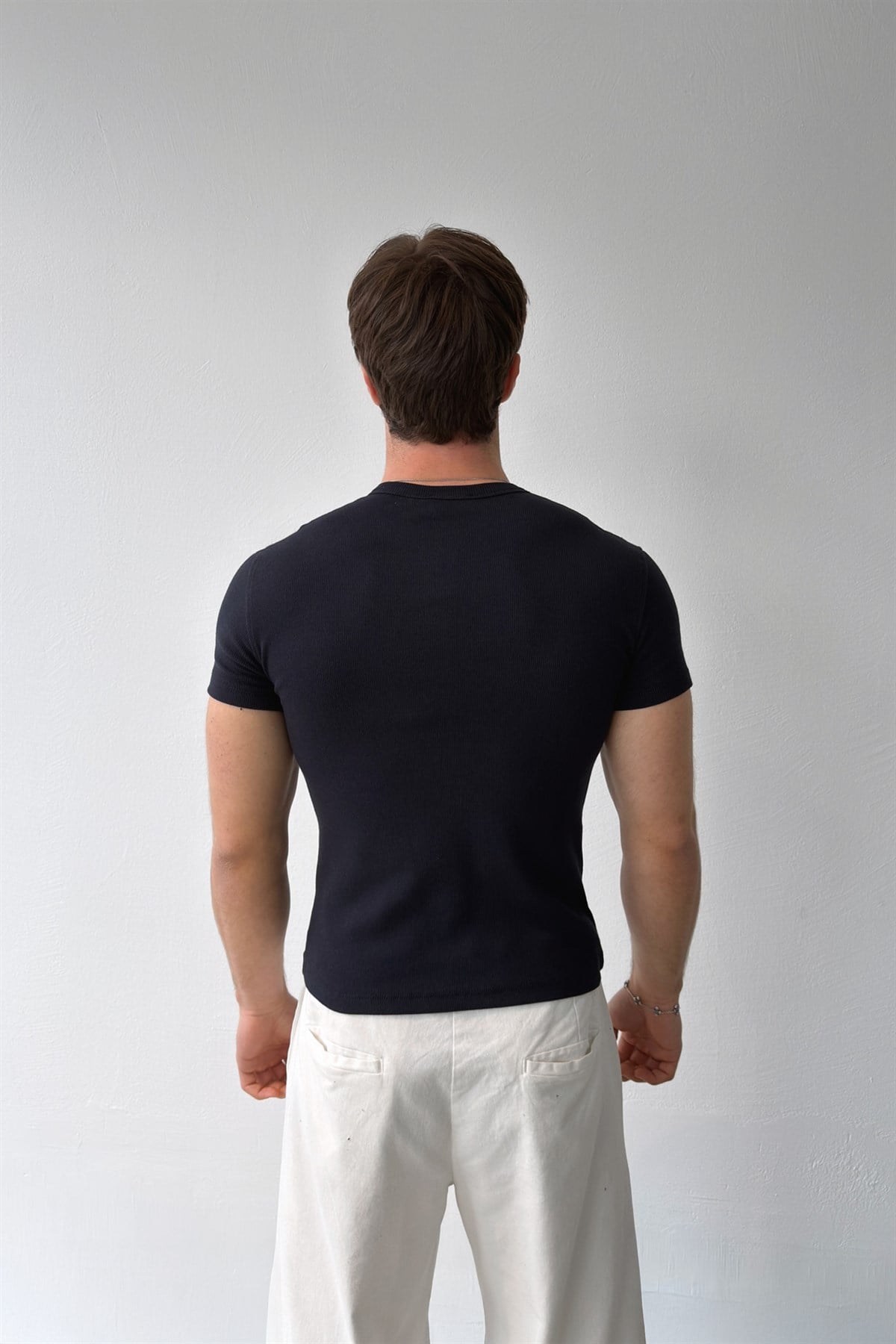 Düğmeli Fitilli Tişört