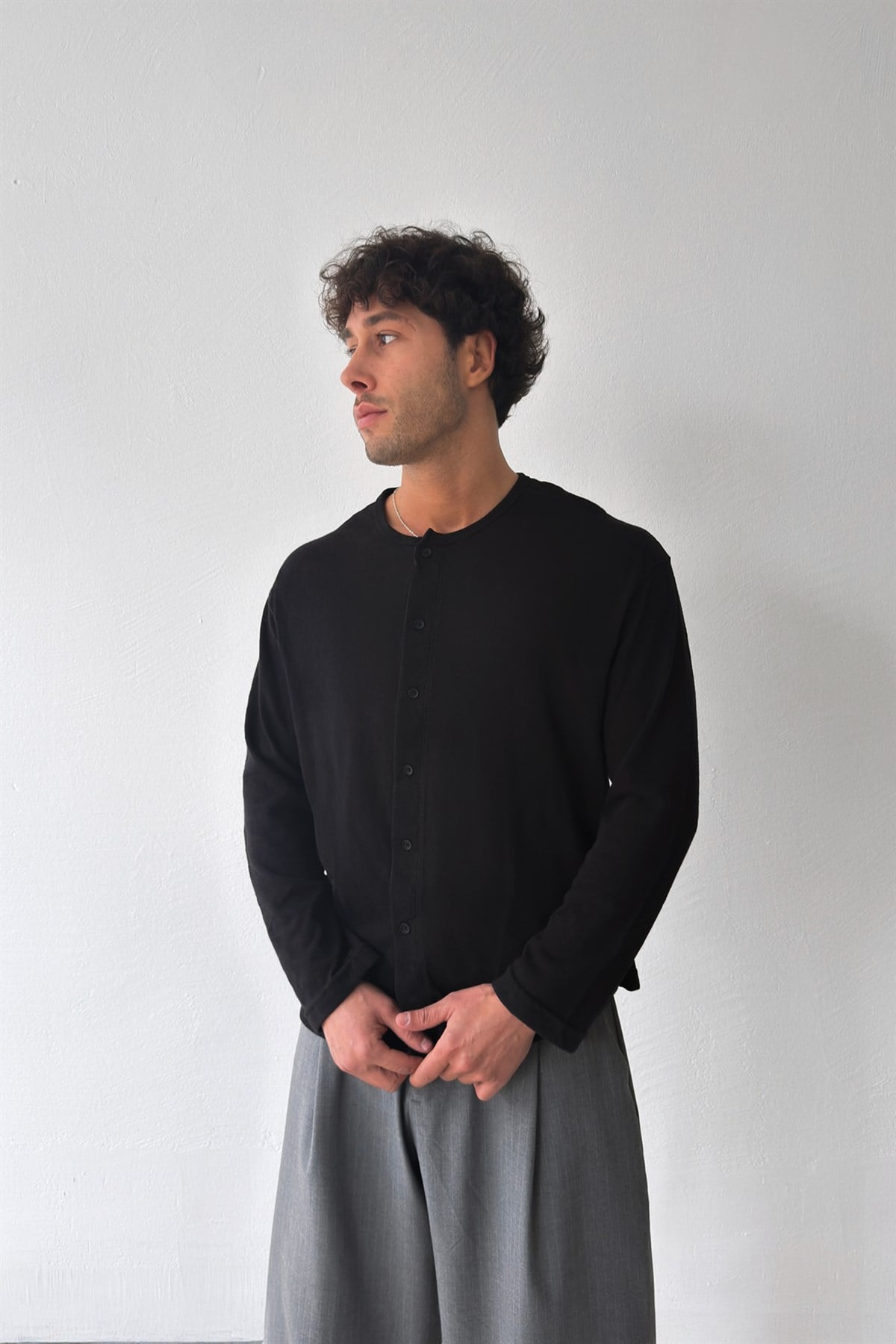 Düğmeli Oversize İnce Hırka