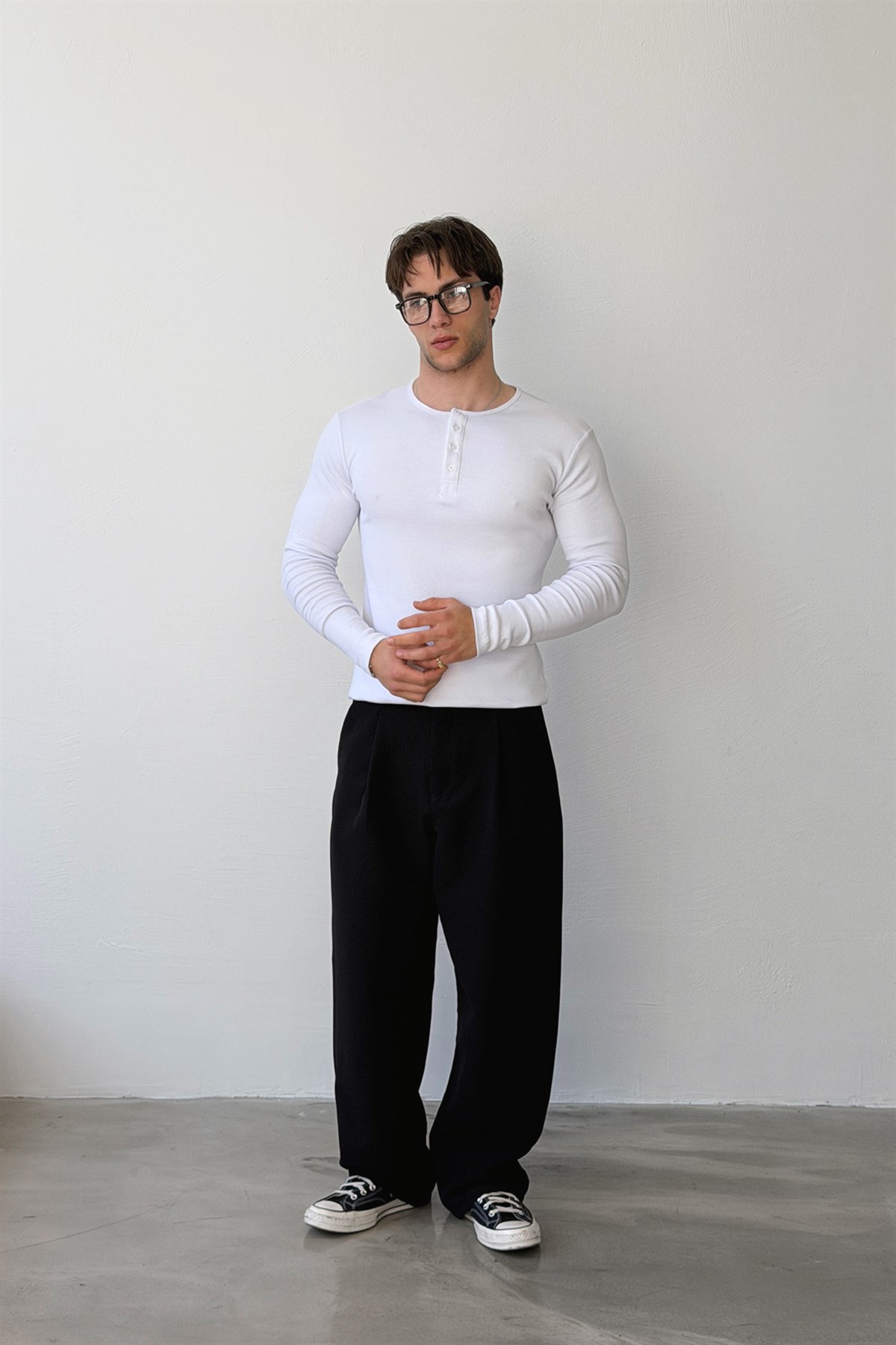 Düğmeli Uzun Kol Tişört