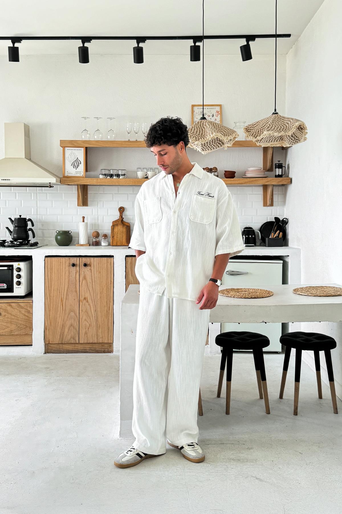 Ekru Fixed Hearts Nakışlı Kısa Kol Gömlek