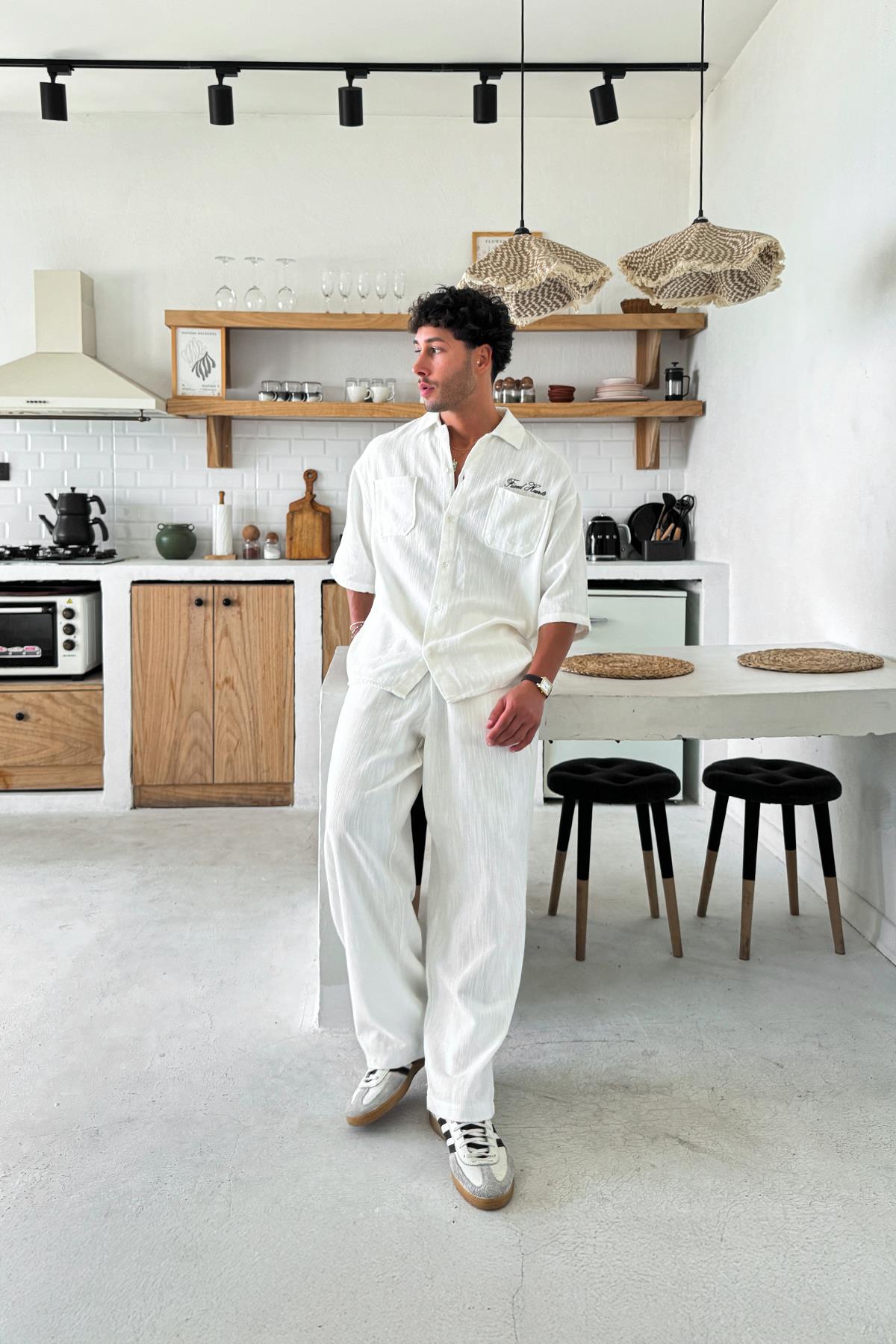 Ekru Fixed Hearts Nakışlı Kısa Kol Gömlek