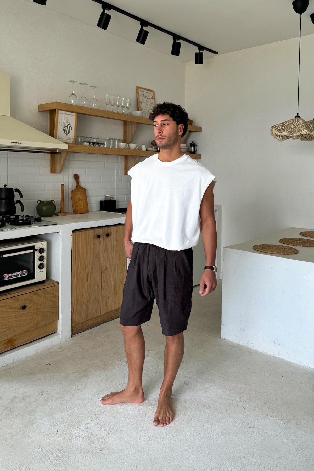 Kahverengi Ekstra Rahat Bel Lastikli Şort