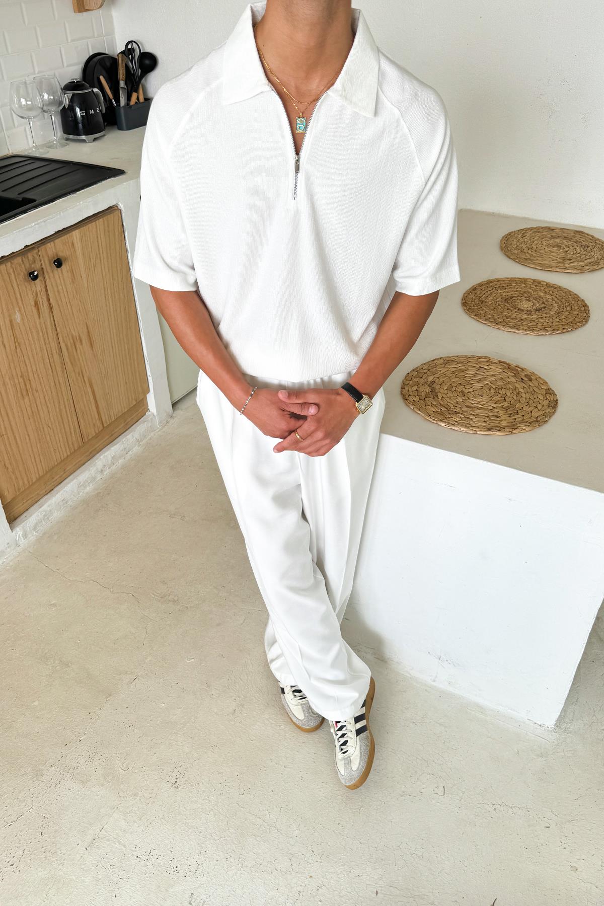 Fermuarlı Polo Yaka Tişört Ekru