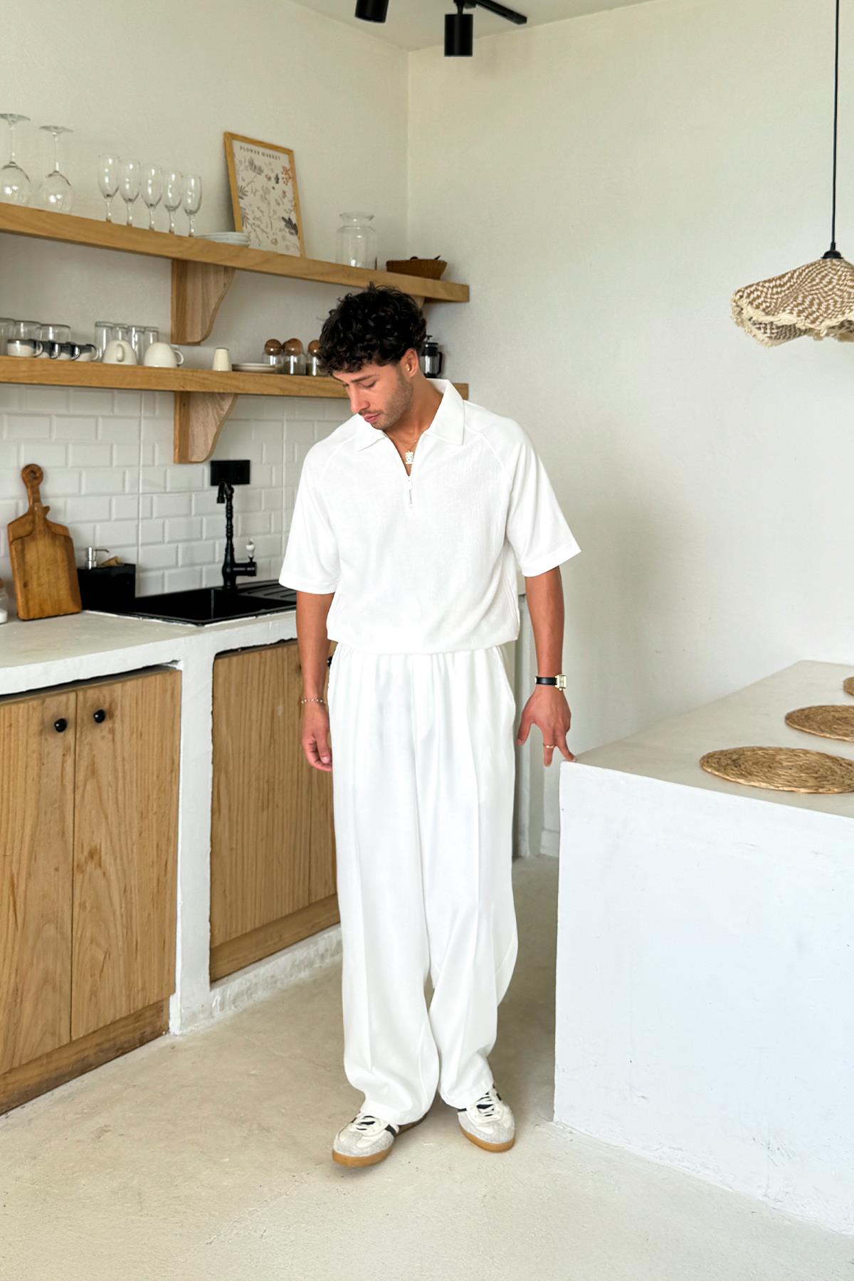 Fermuarlı Polo Yaka Tişört Ekru