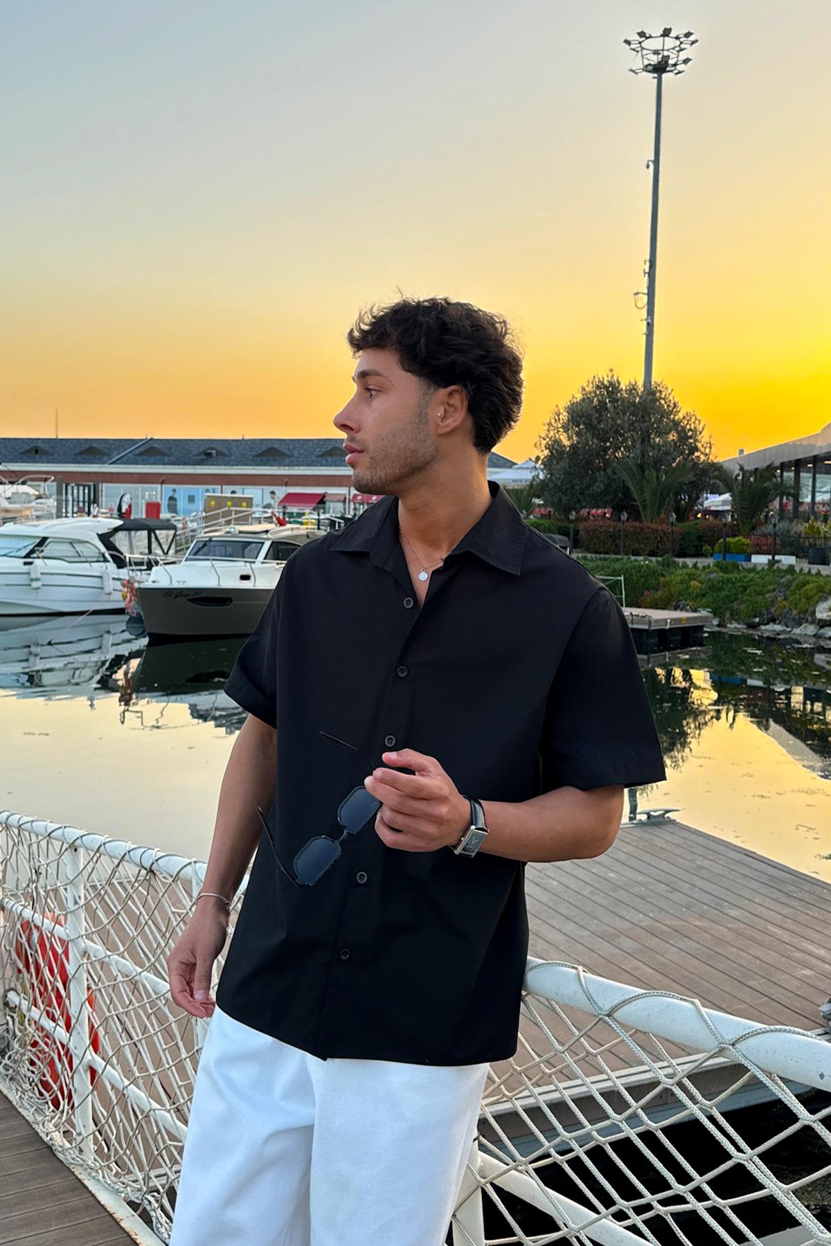 Flaw Atelier Basic Oversize Kısa Kol Gömlek Siyah