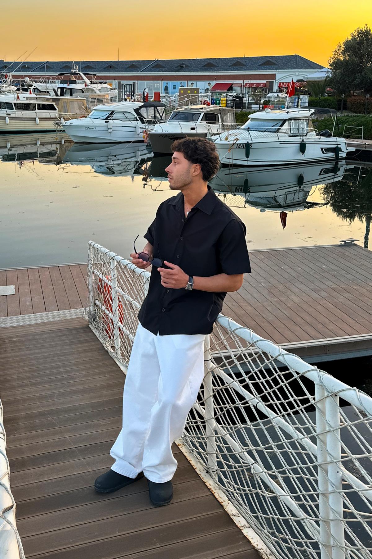 Flaw Atelier Basic Oversize Kısa Kol Gömlek Siyah