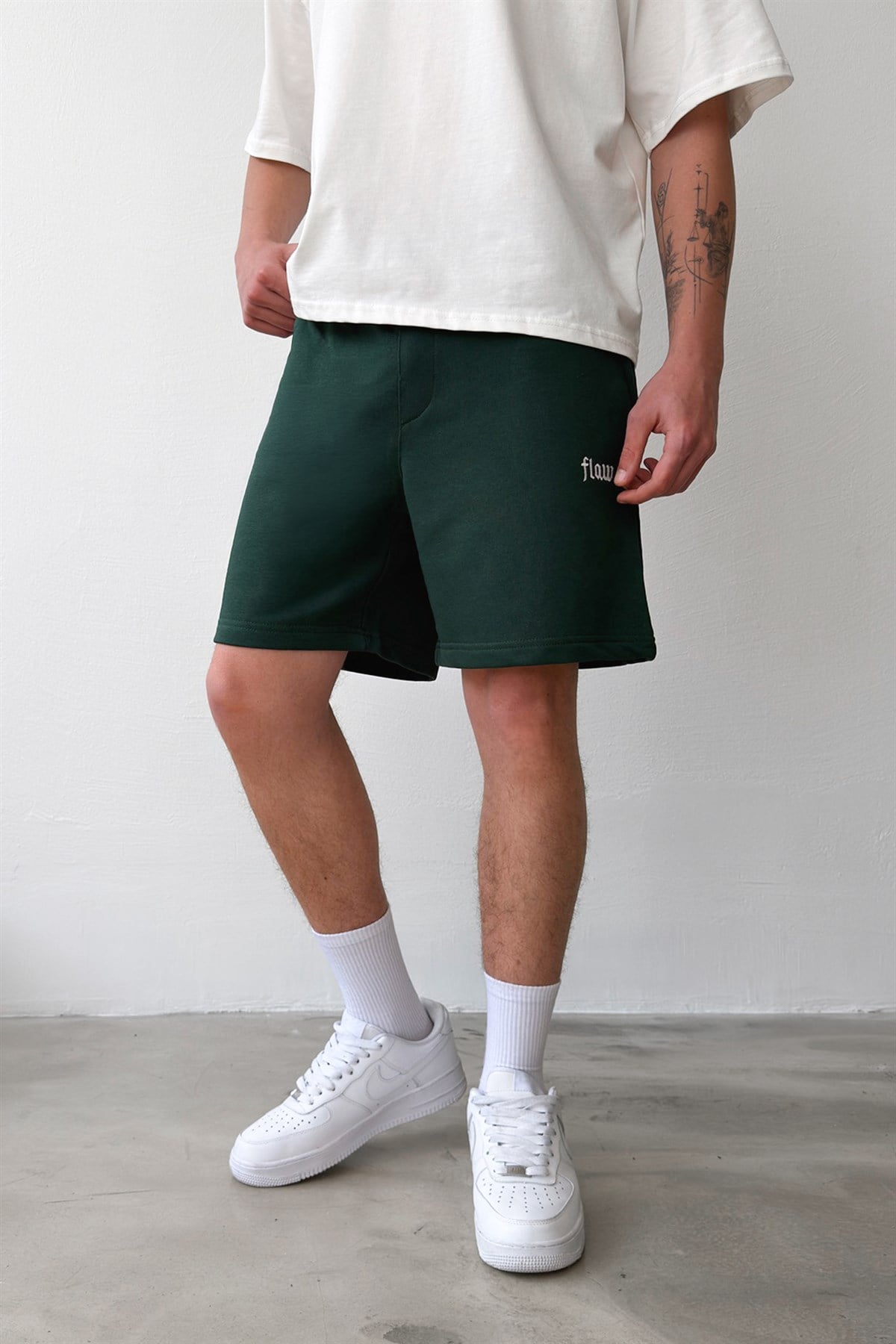 Flaw Nakışlı Bel Lastikli Şort