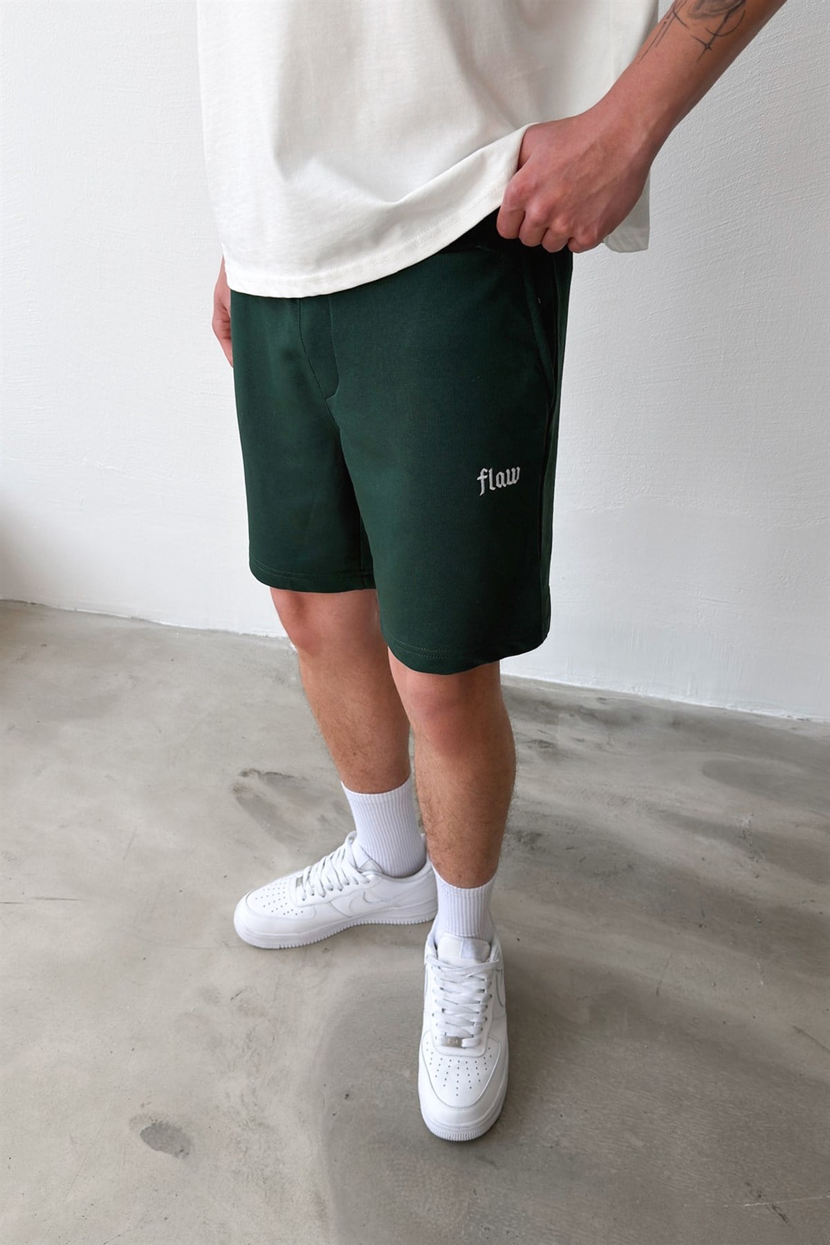 Flaw Nakışlı Bel Lastikli Şort