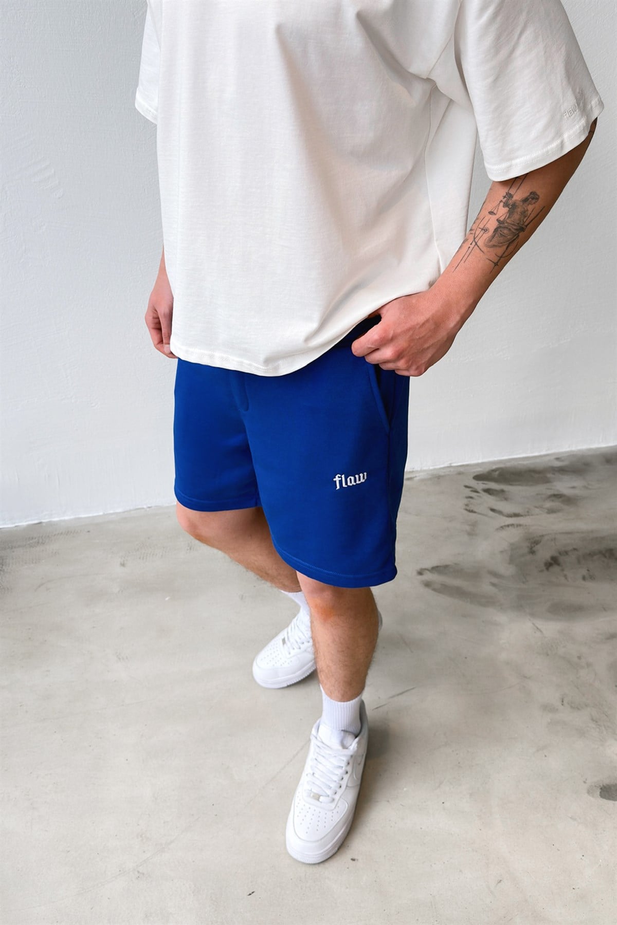 Flaw Nakışlı Bel Lastikli Şort