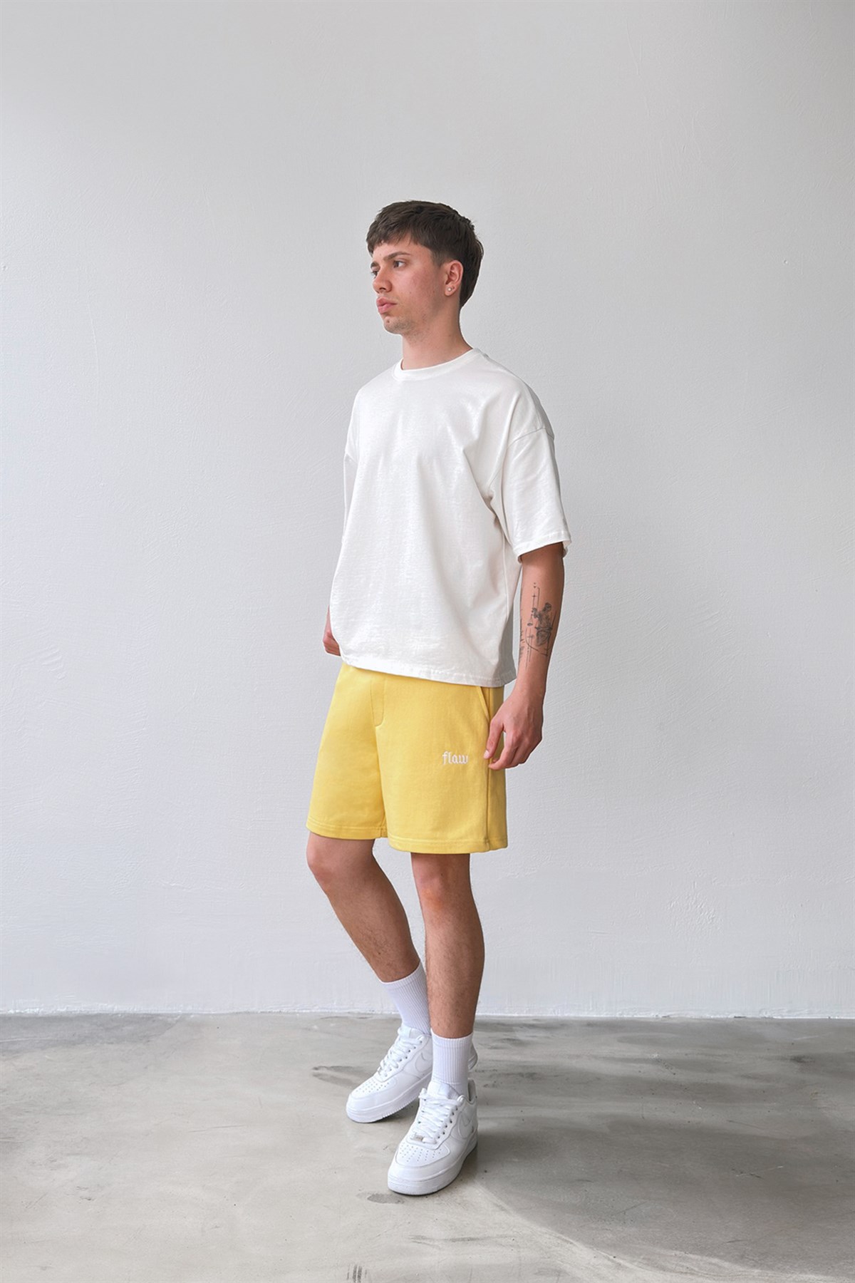 Flaw Nakışlı Bel Lastikli Şort