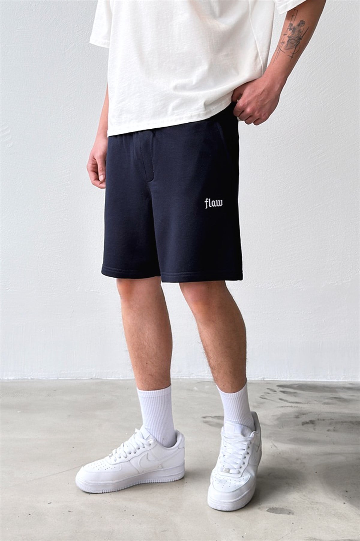 Flaw Nakışlı Bel Lastikli Şort