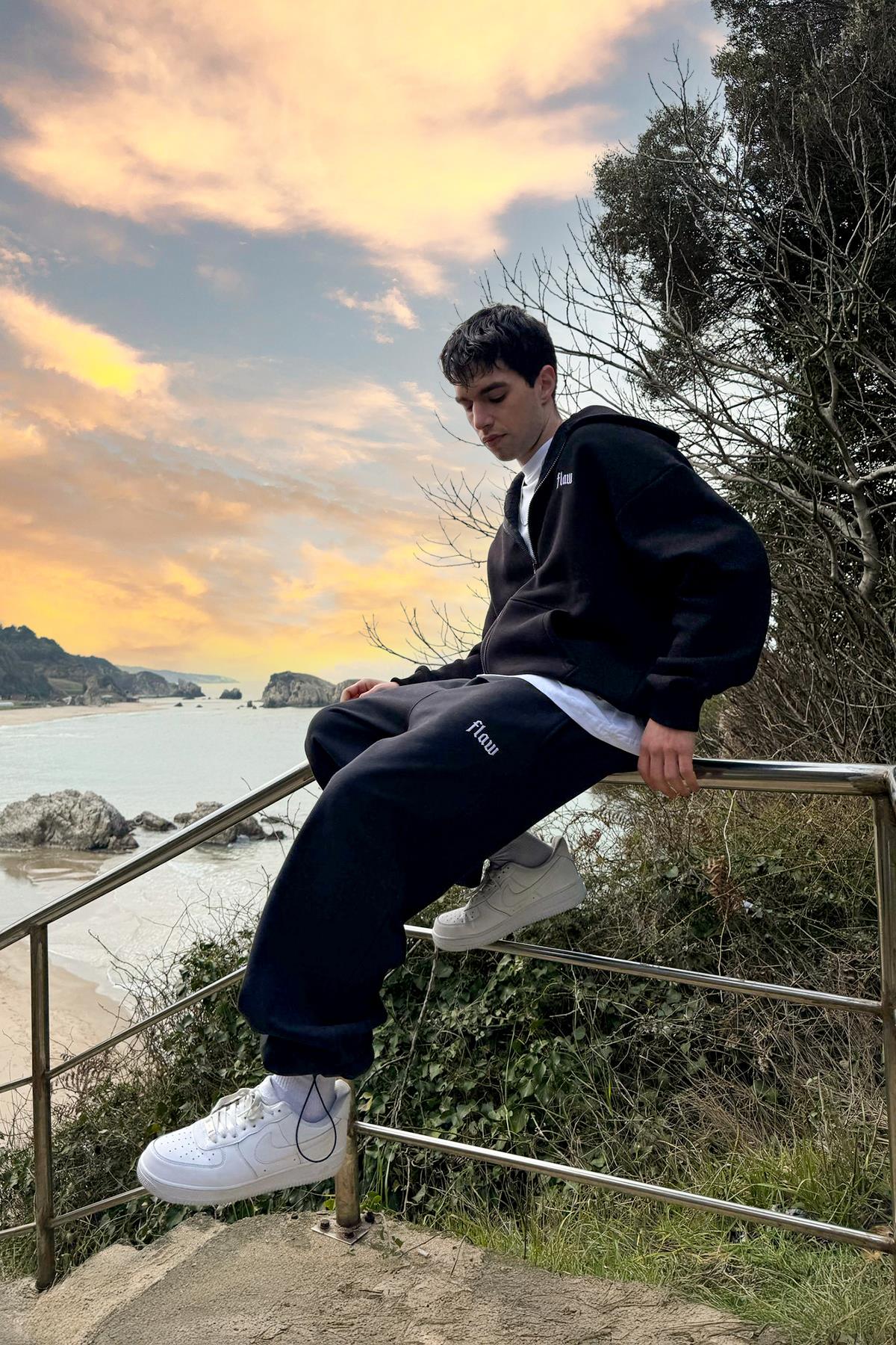 Flaw Nakışlı Zip Hoodie Siyah