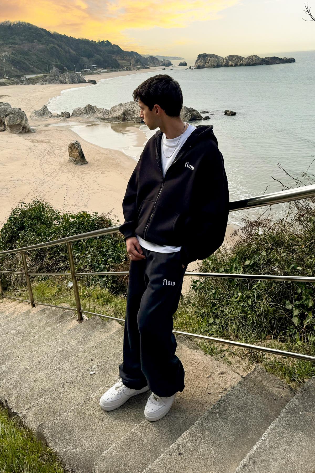 Flaw Nakışlı Zip Hoodie Siyah