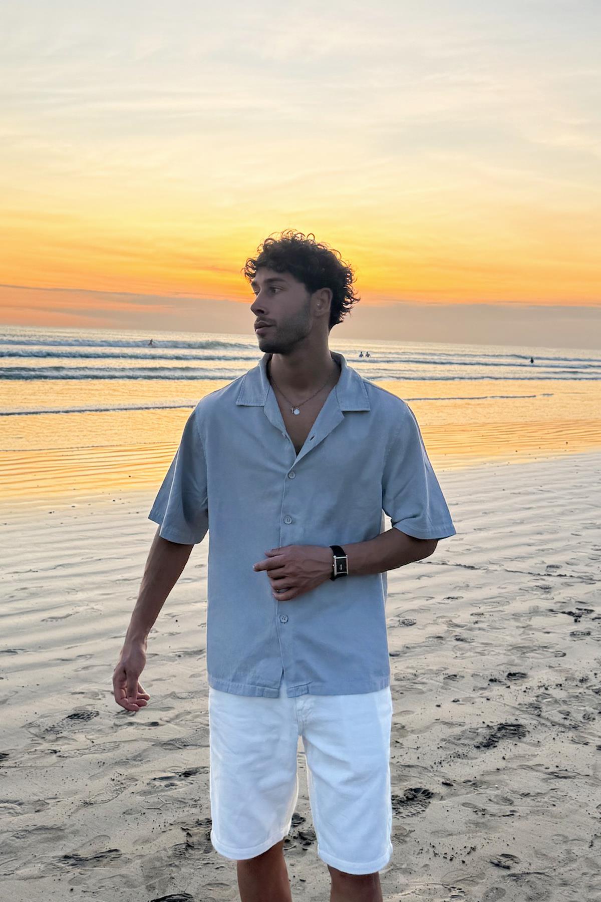 Flowers Sırt Baskılı Oversize Kısa Kol Gömlek Gri