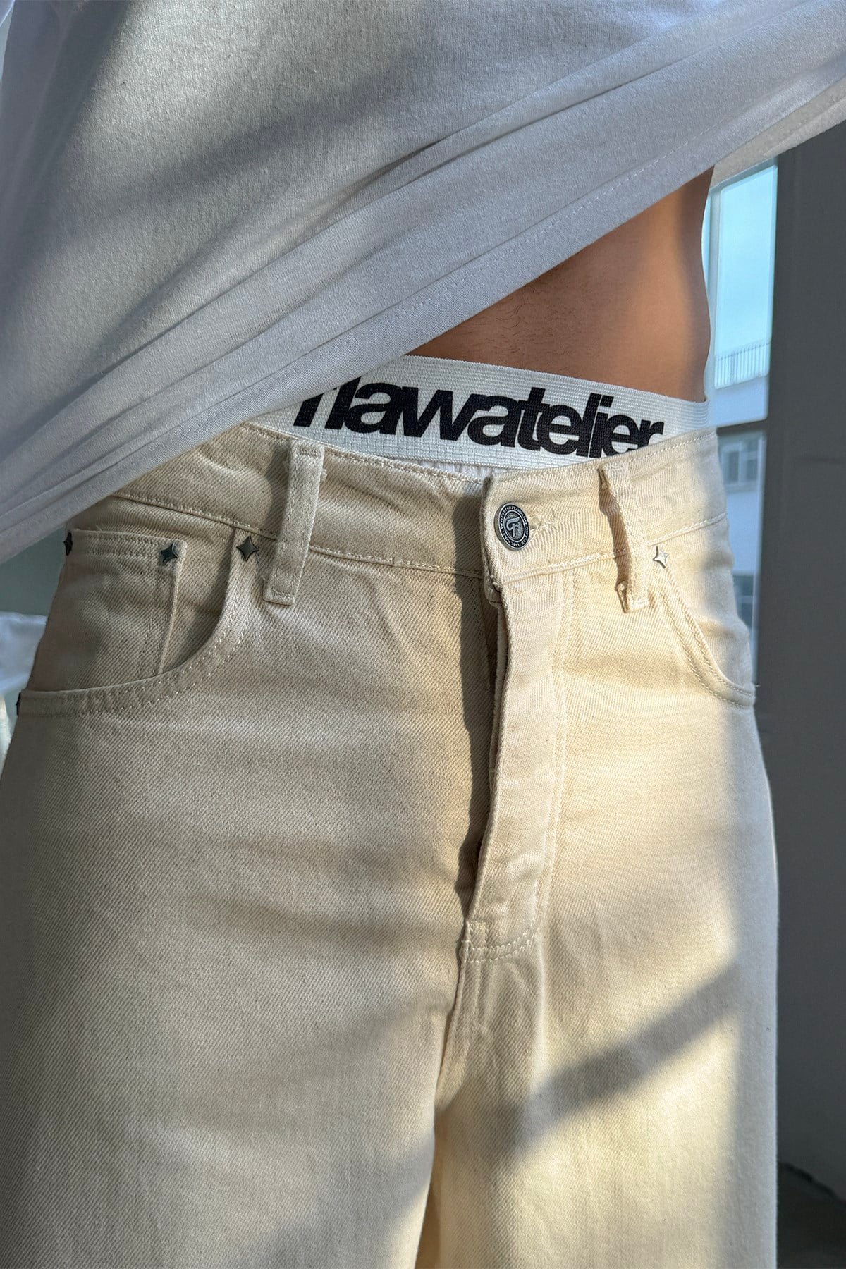 Raw Series Ecru Baggy Jean