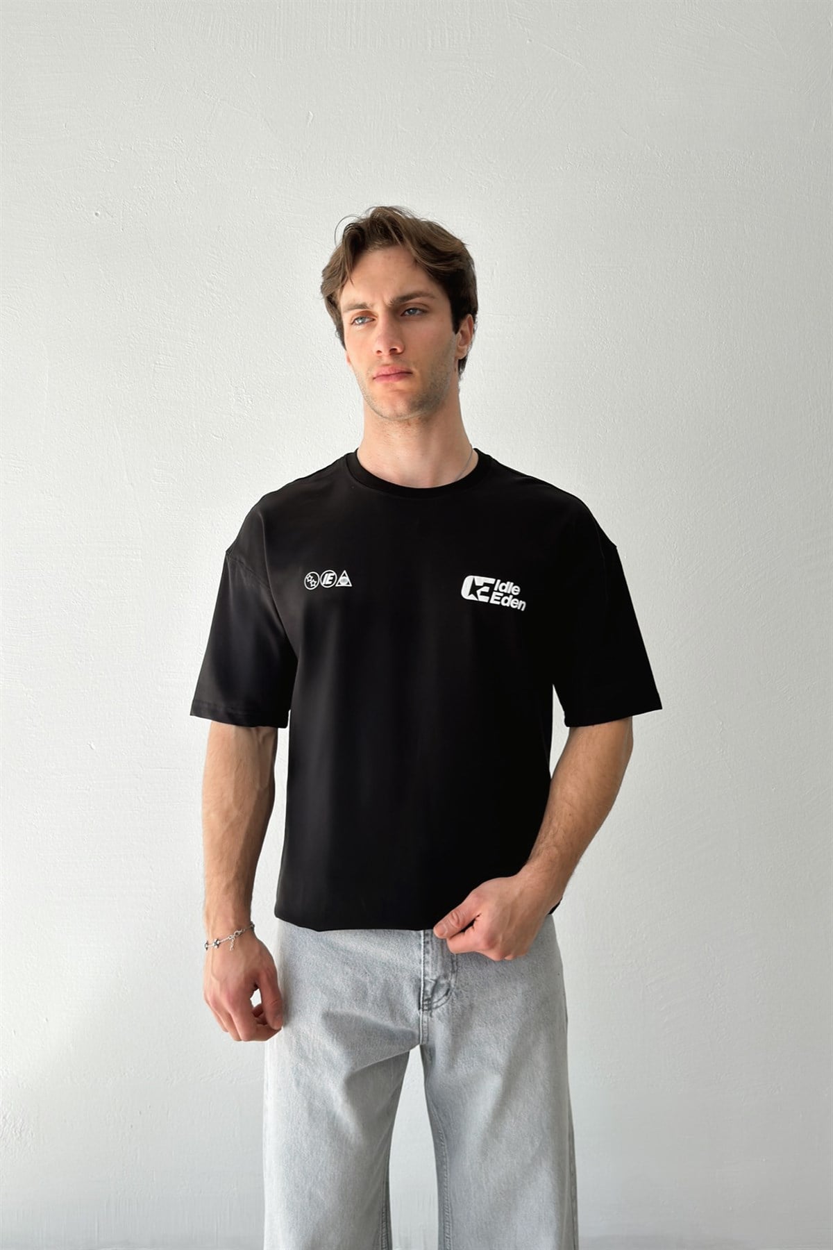 Idle Eden Baskılı Tişört
