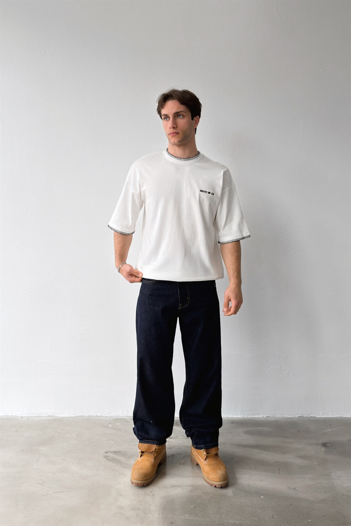 İnnovate And Lead Nakışlı Tişört