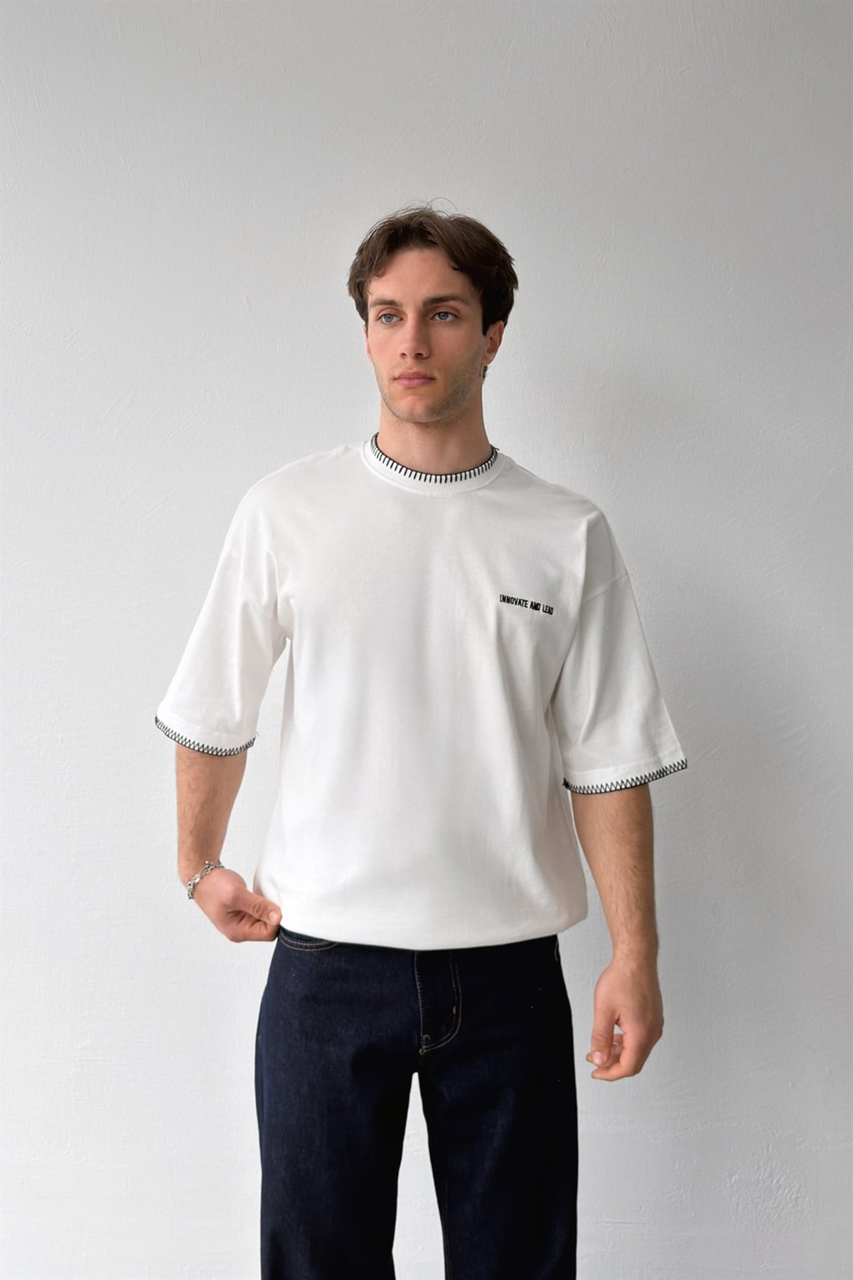 İnnovate And Lead Nakışlı Tişört