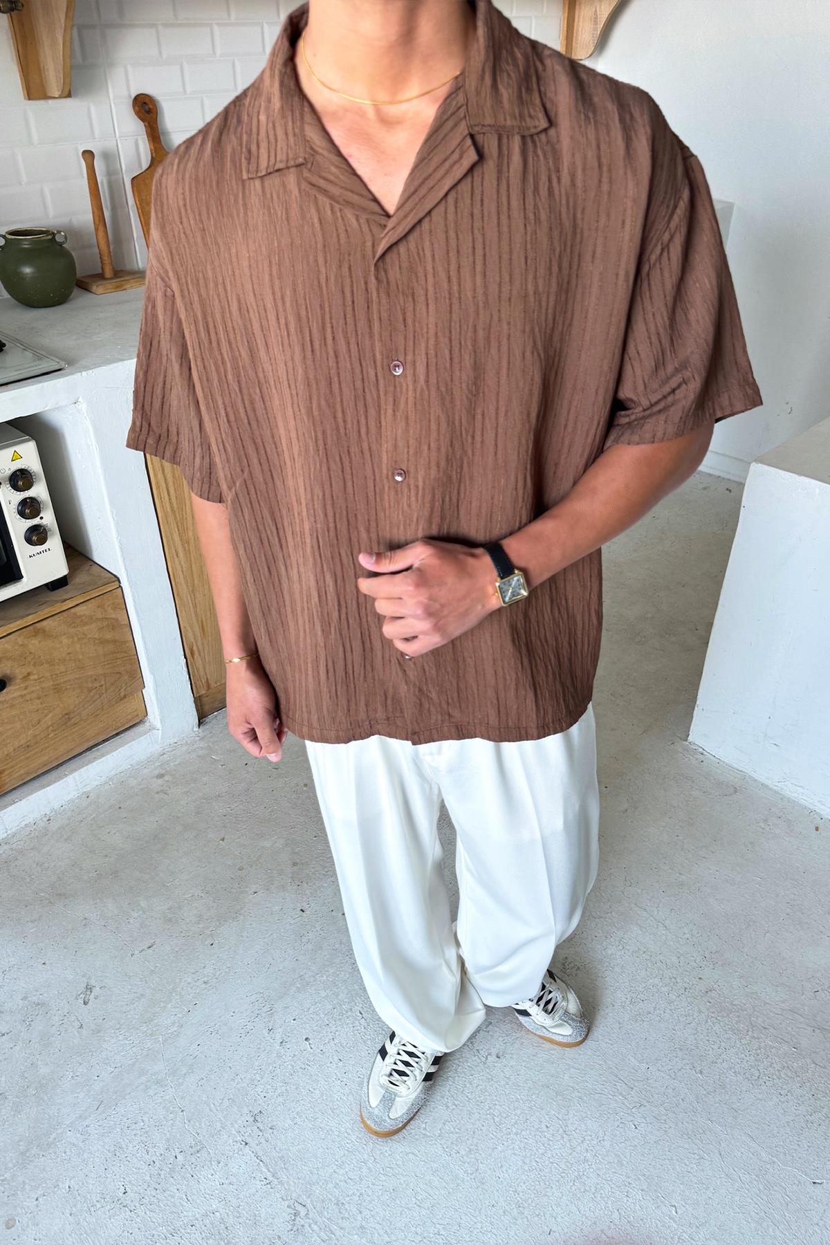 Kahverengi Kısa Kollu Cizgili Oversize Gömlek