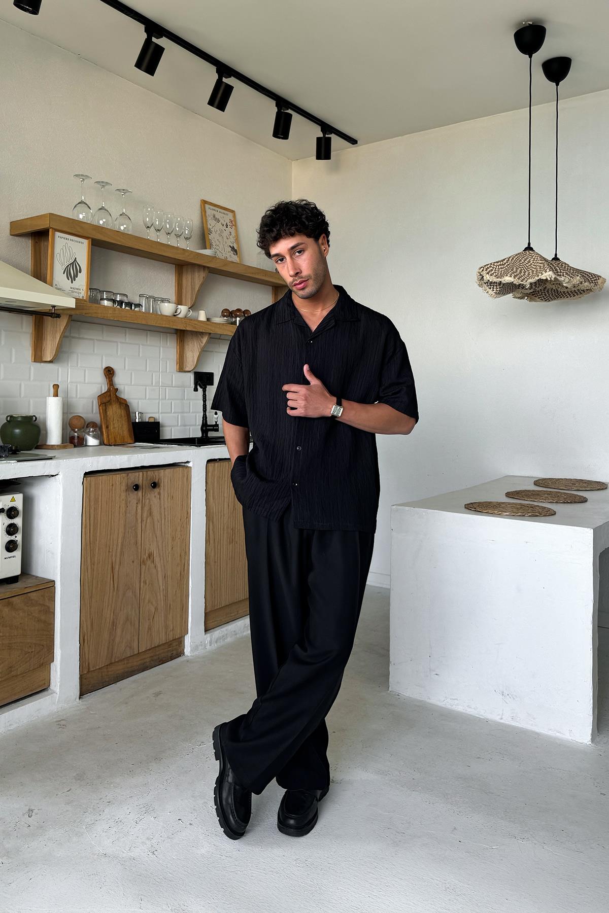 Siyah Kısa Kollu Cizgili Oversize Gömlek