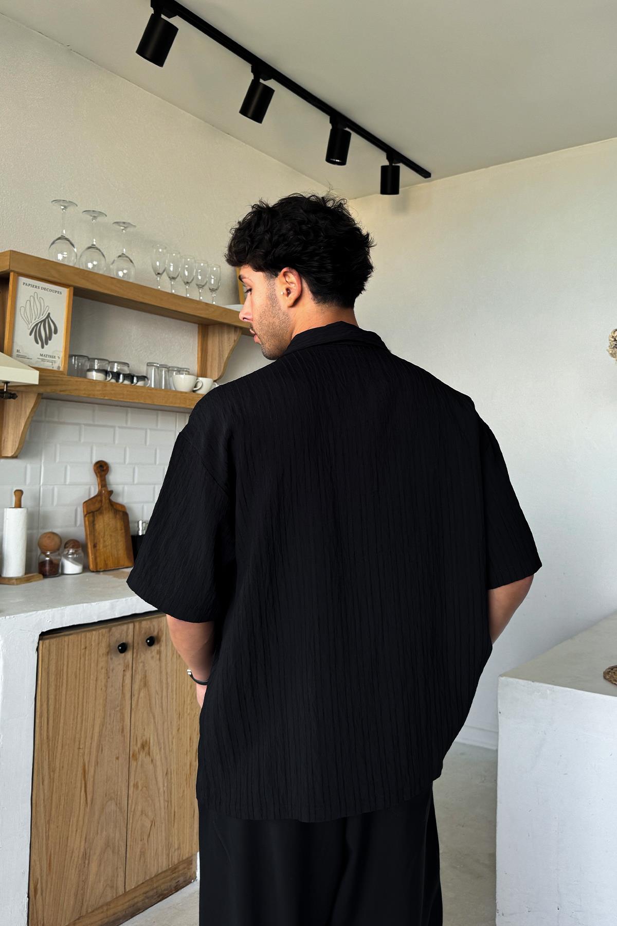 Siyah Kısa Kollu Cizgili Oversize Gömlek