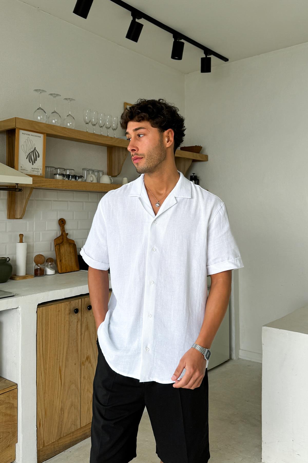 Beyaz Kısa Kollu Dokuma Gömlek