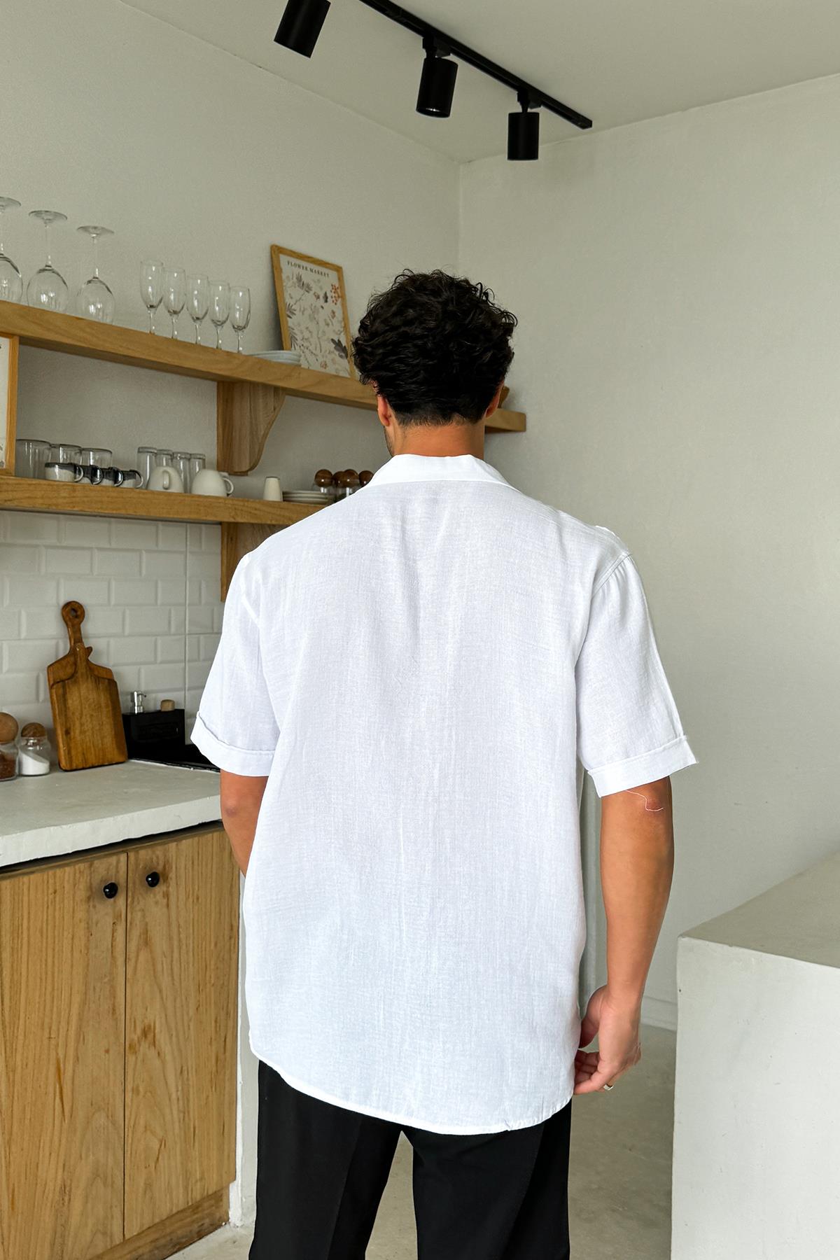 Beyaz Kısa Kollu Dokuma Gömlek