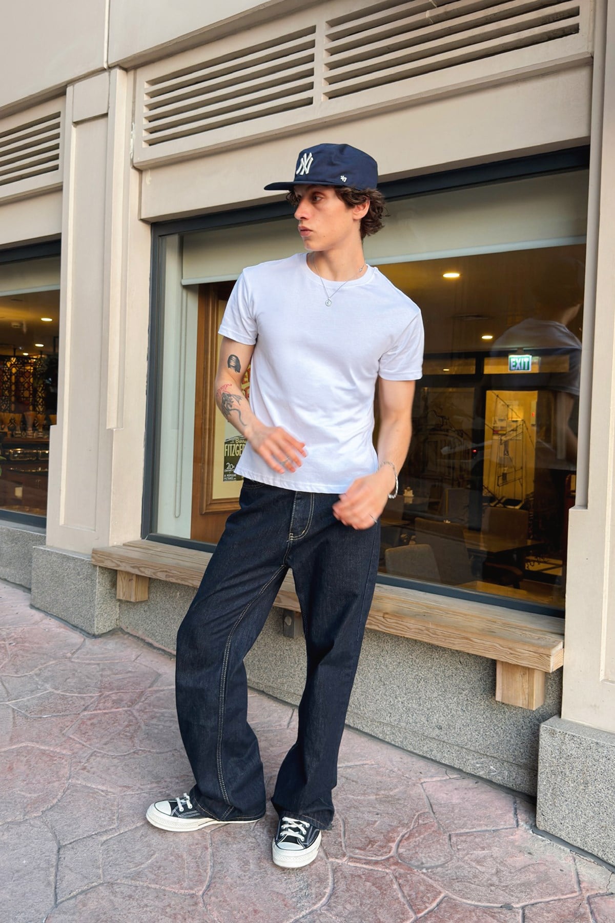Kol Nakışlı Baby Fit Tişört