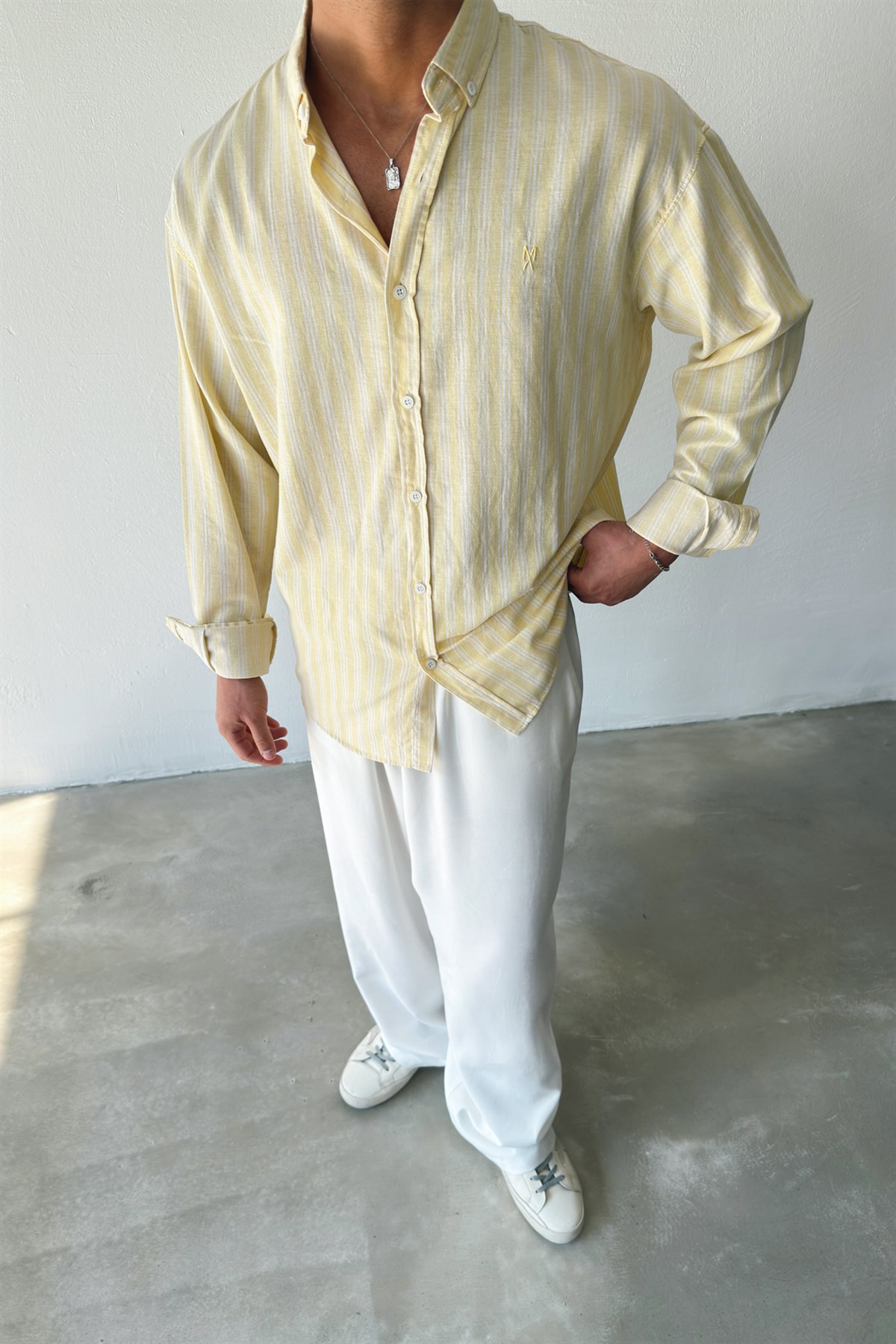 Makeba Nakışlı Çizgili Sarı Keten Gömlek