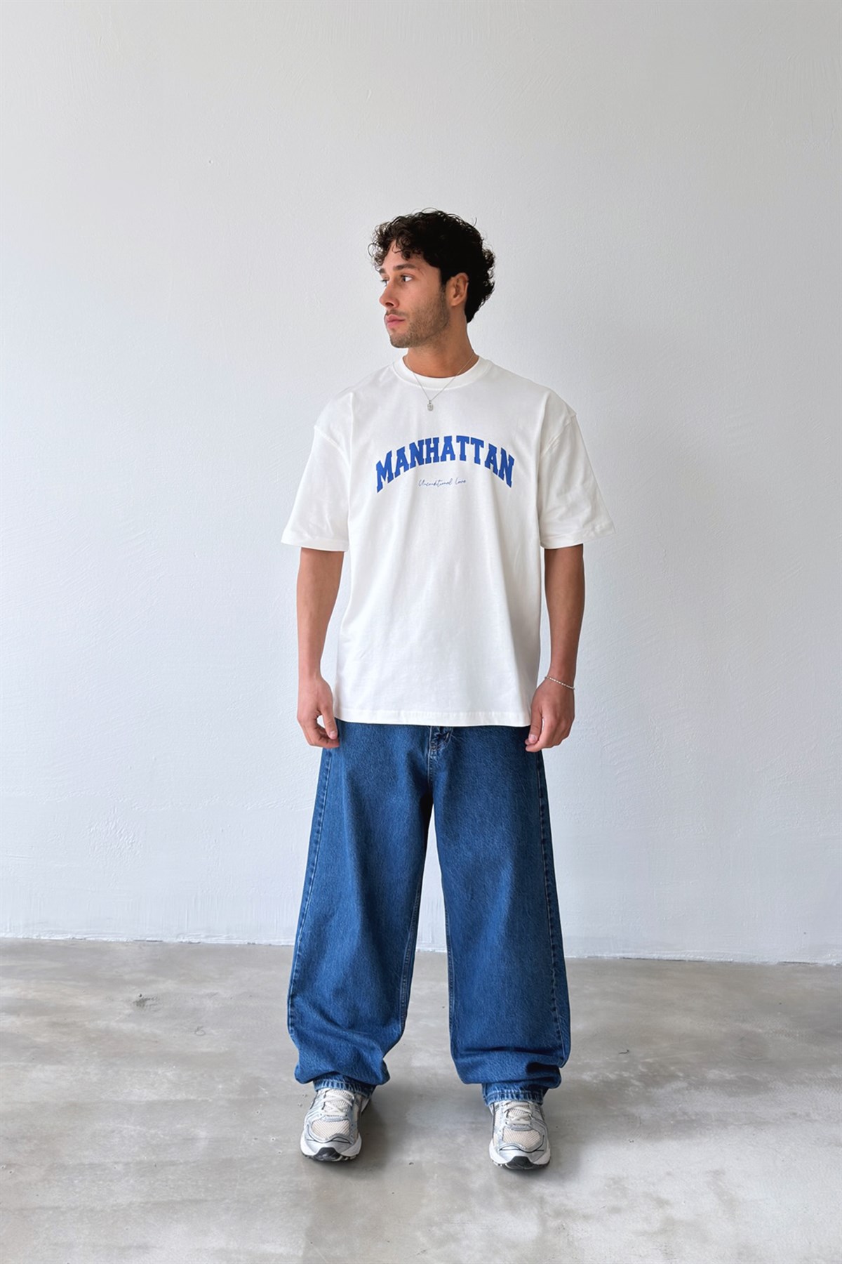 Manhattan Baskılı Tişört