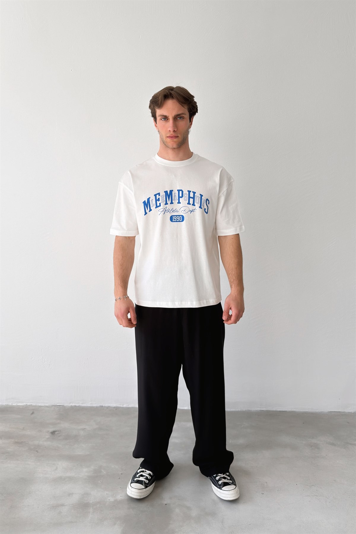 Memphis Baskılı Ekru Tişört