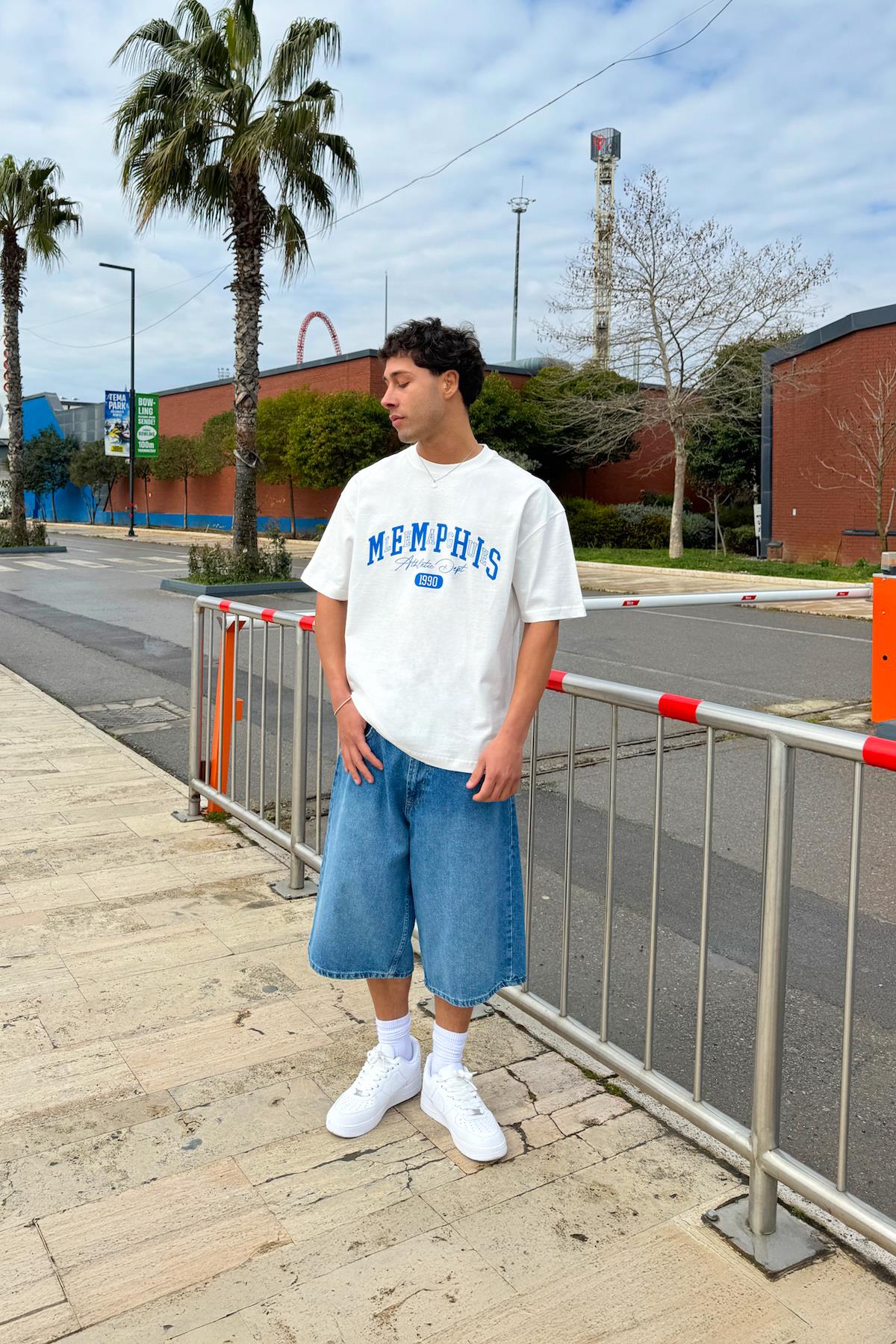 Memphis Baskılı Ekru Tişört