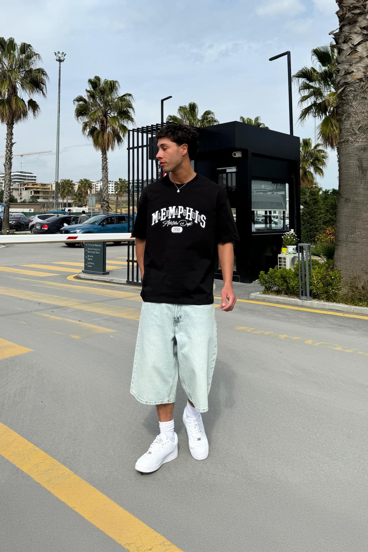 Memphis Baskılı Tişört