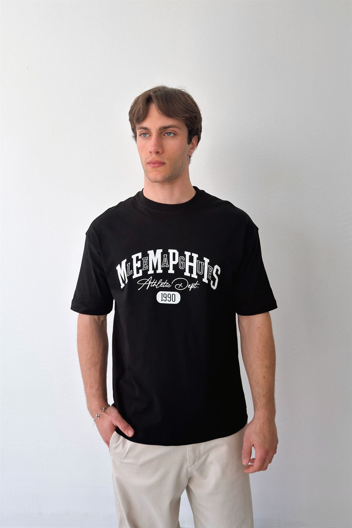 Memphis Baskılı Tişört