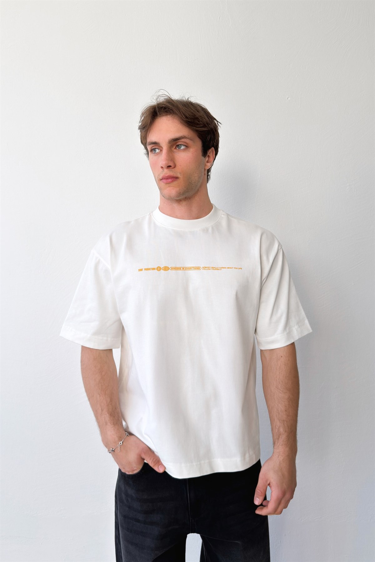 Minimal Writing Baskılı Tişört