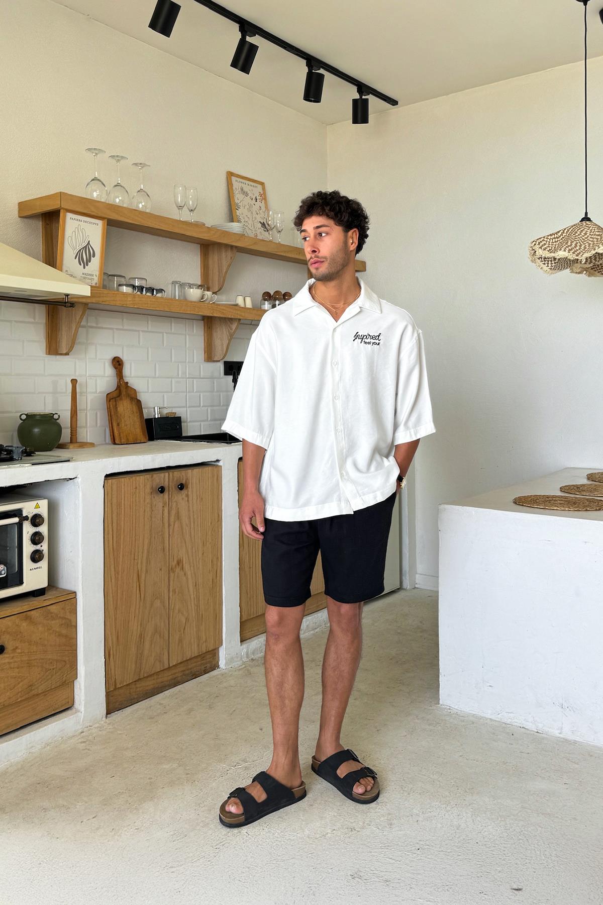 Siyah Müslin Kumaş Bel Lastikli Şort