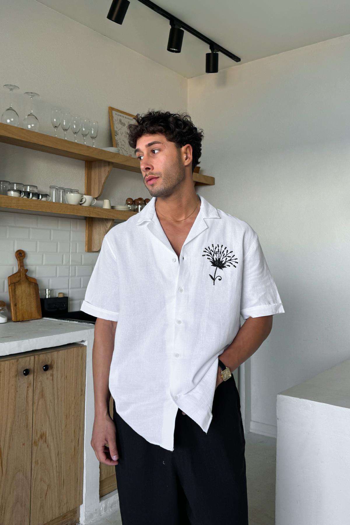 Nakışlı Oversize Kısa Kol Gömlek Beyaz