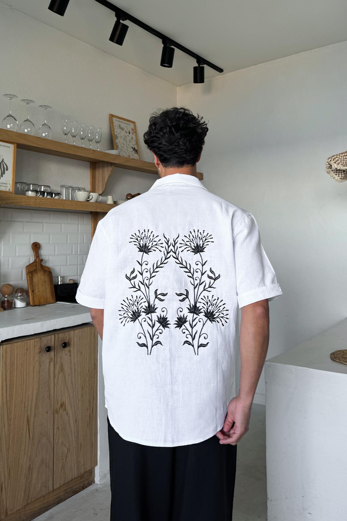 Nakışlı Oversize Kısa Kol Gömlek Beyaz