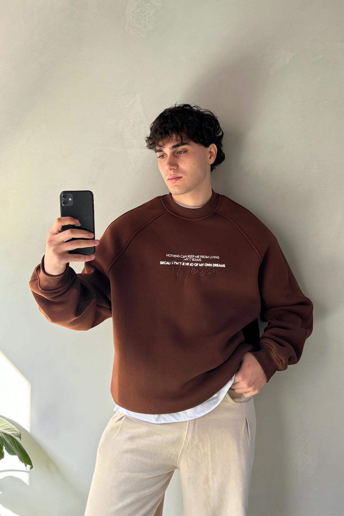 Ön Baskılı Bisiklet Yaka Sweatshirt