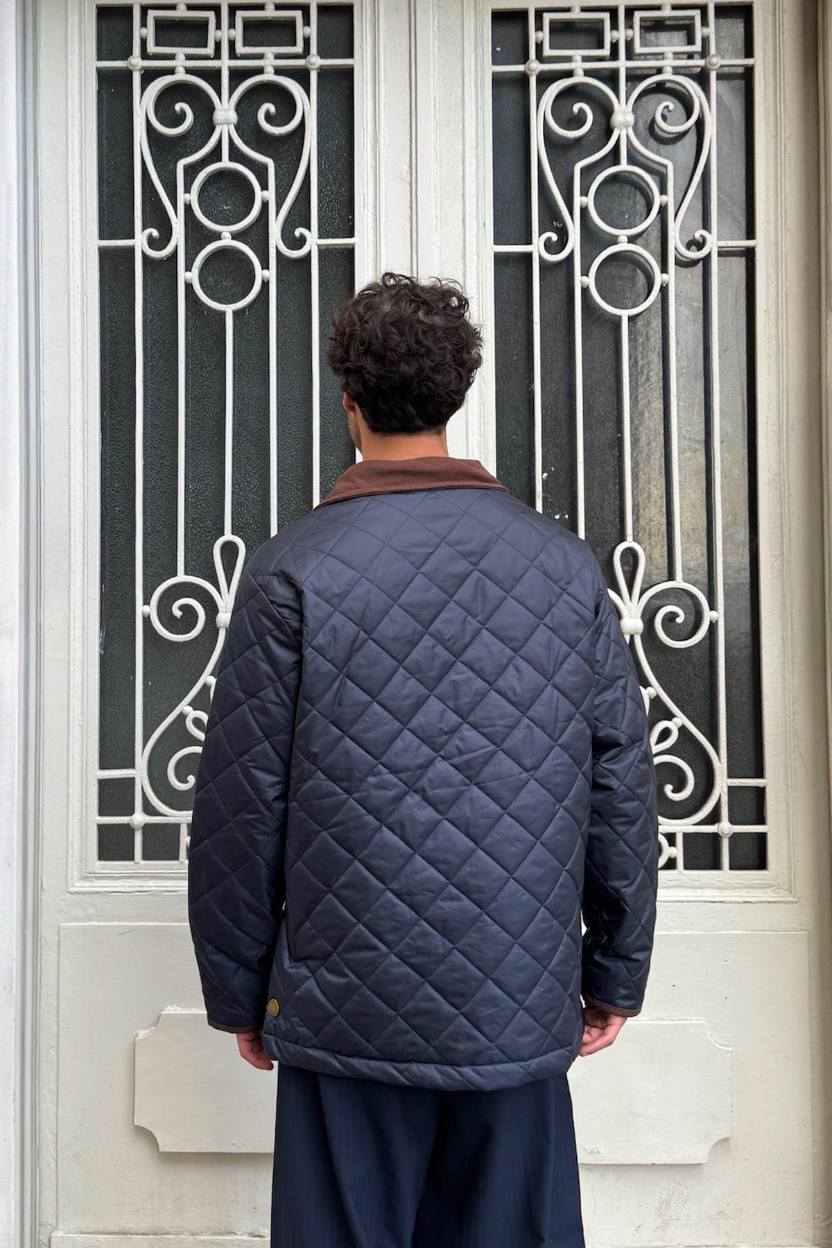 Ön Cep Detay Kapitone Ceket Lacivert