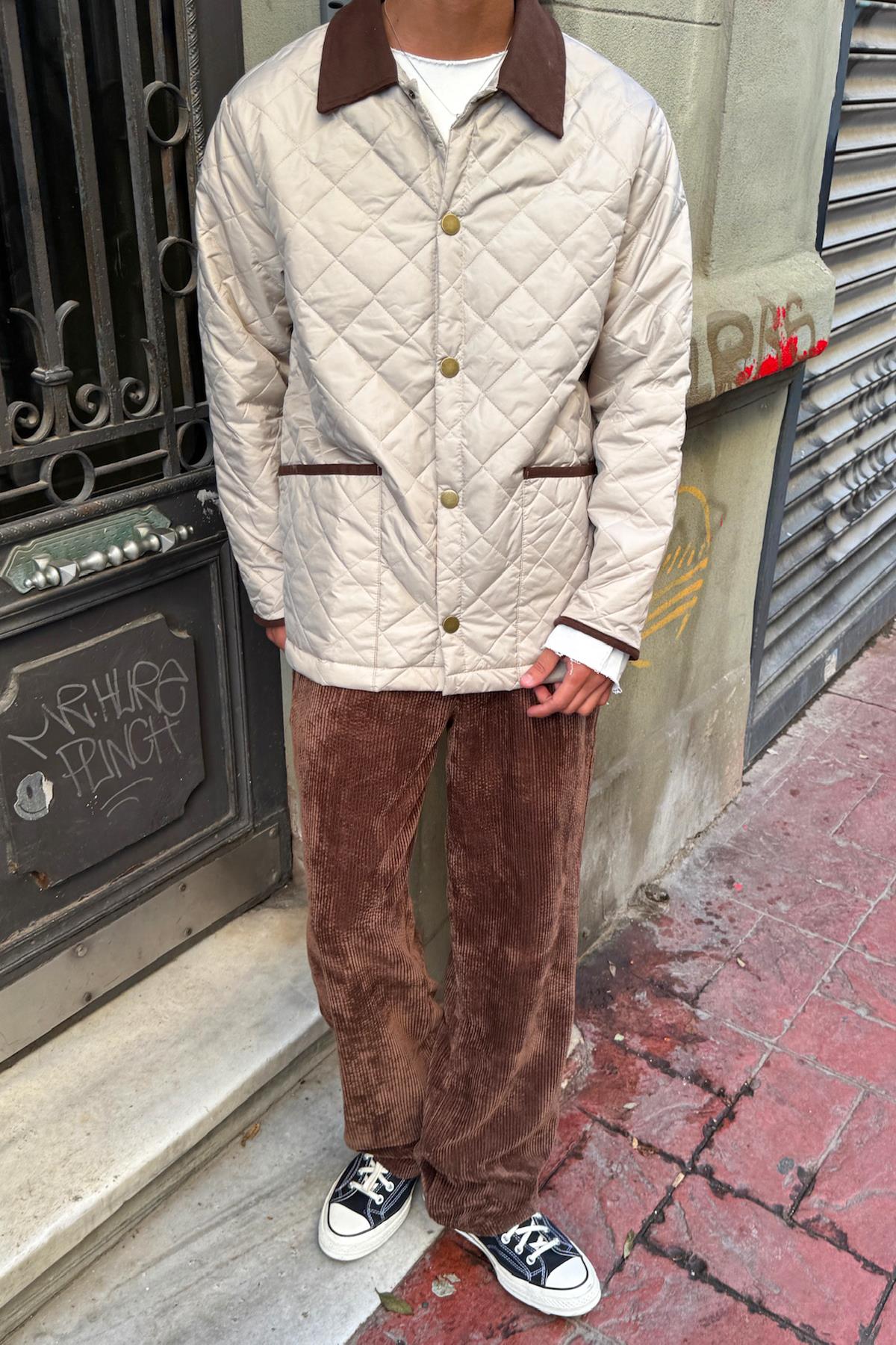 Ön Cep Detay Kapitone Ceket Bej