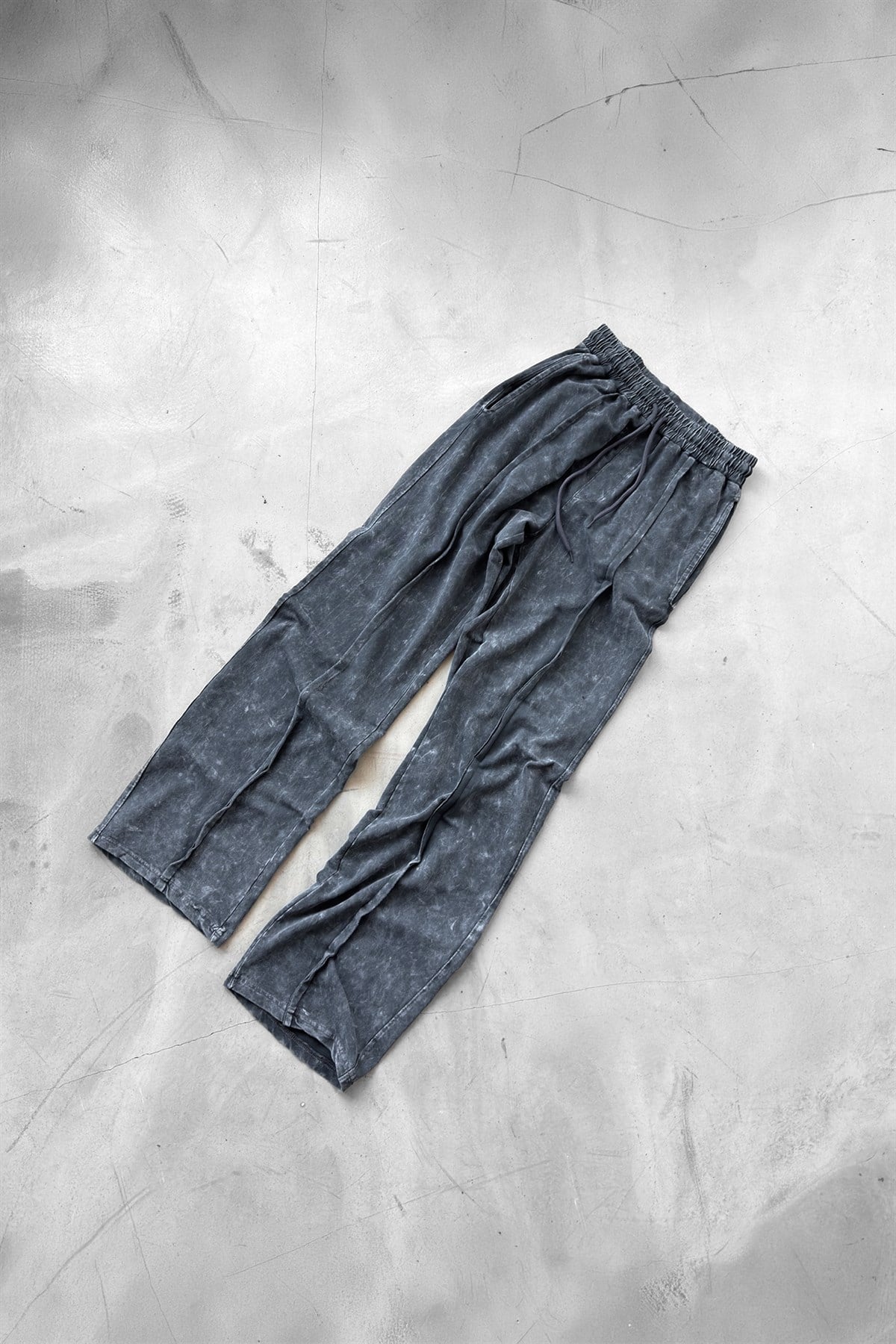 Ön Dikiş Detaylı Baggy Eşofman
