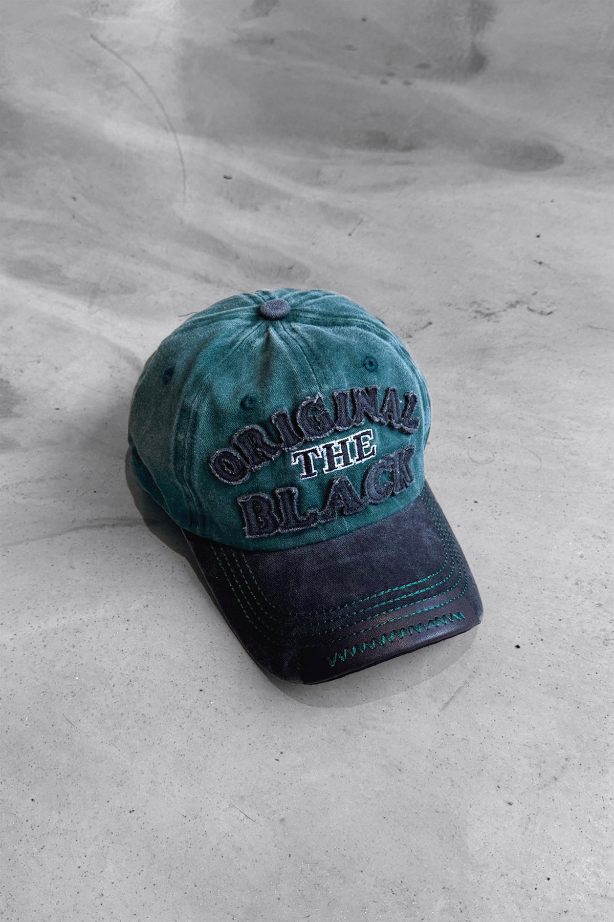 Original Black Nakışlı Şapka