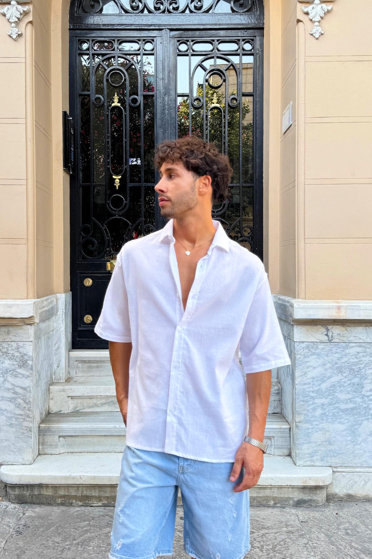 Oversize Beyaz Kısa Kollu Gömlek Beyaz