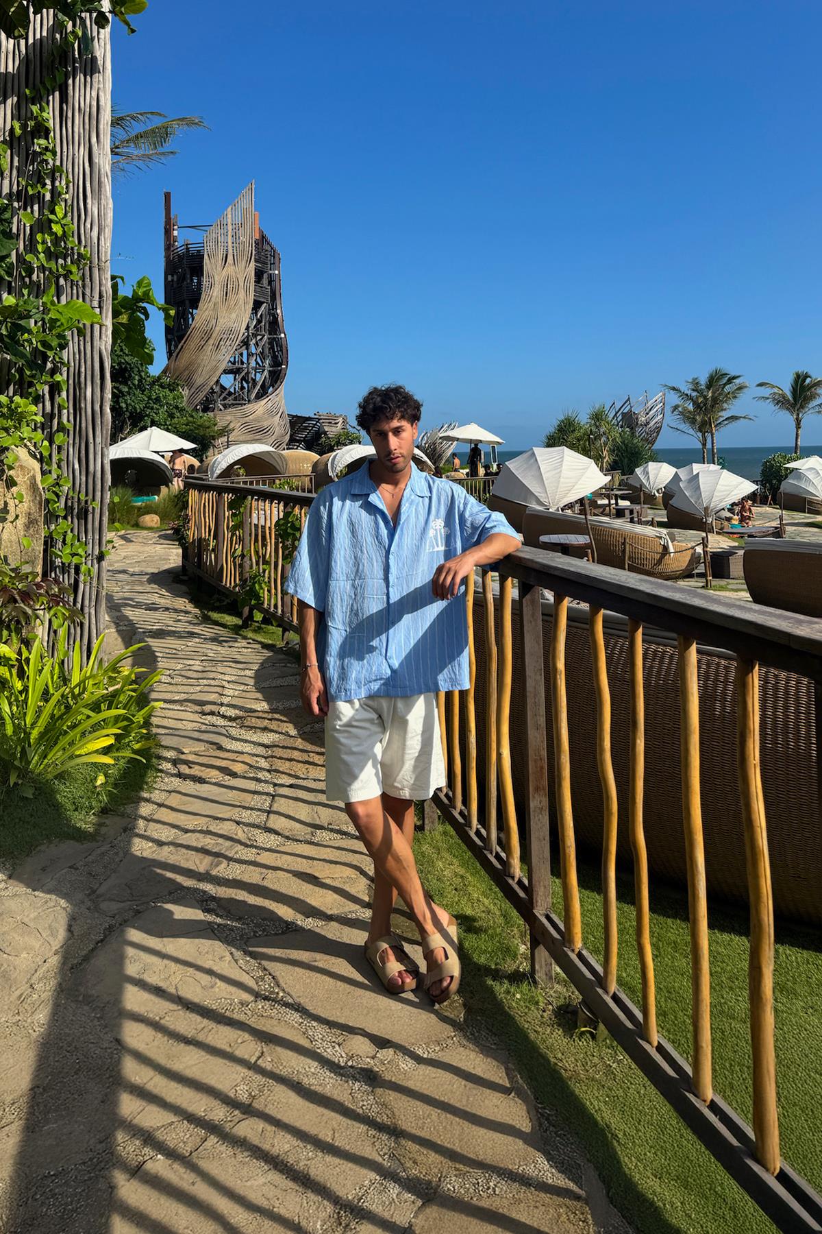 Palmiye Baskılı Çizgili Kısa Kol Gömlek Mavi