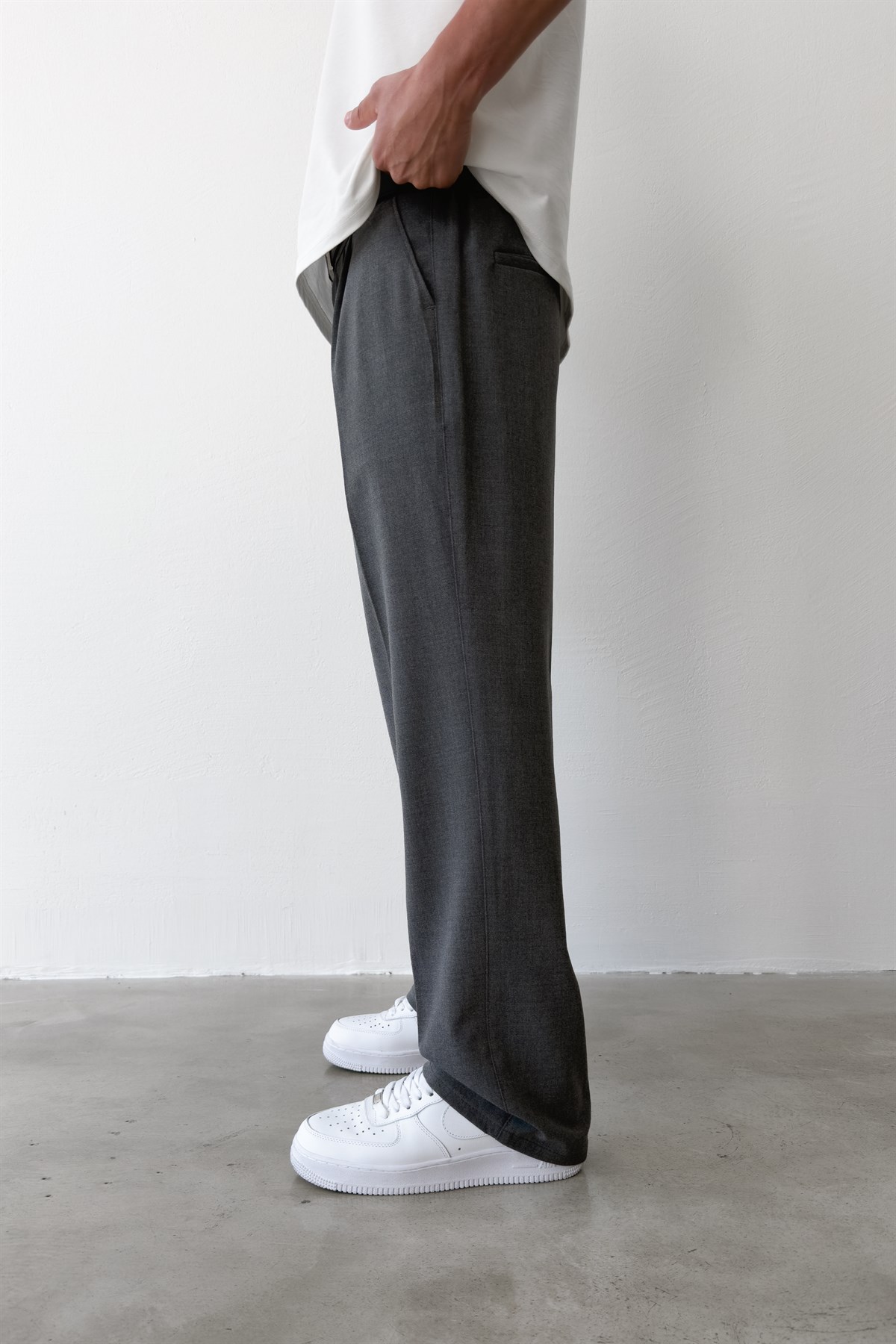 Pileli Baggy Fit Kumaş Koyu Gri Pantolon