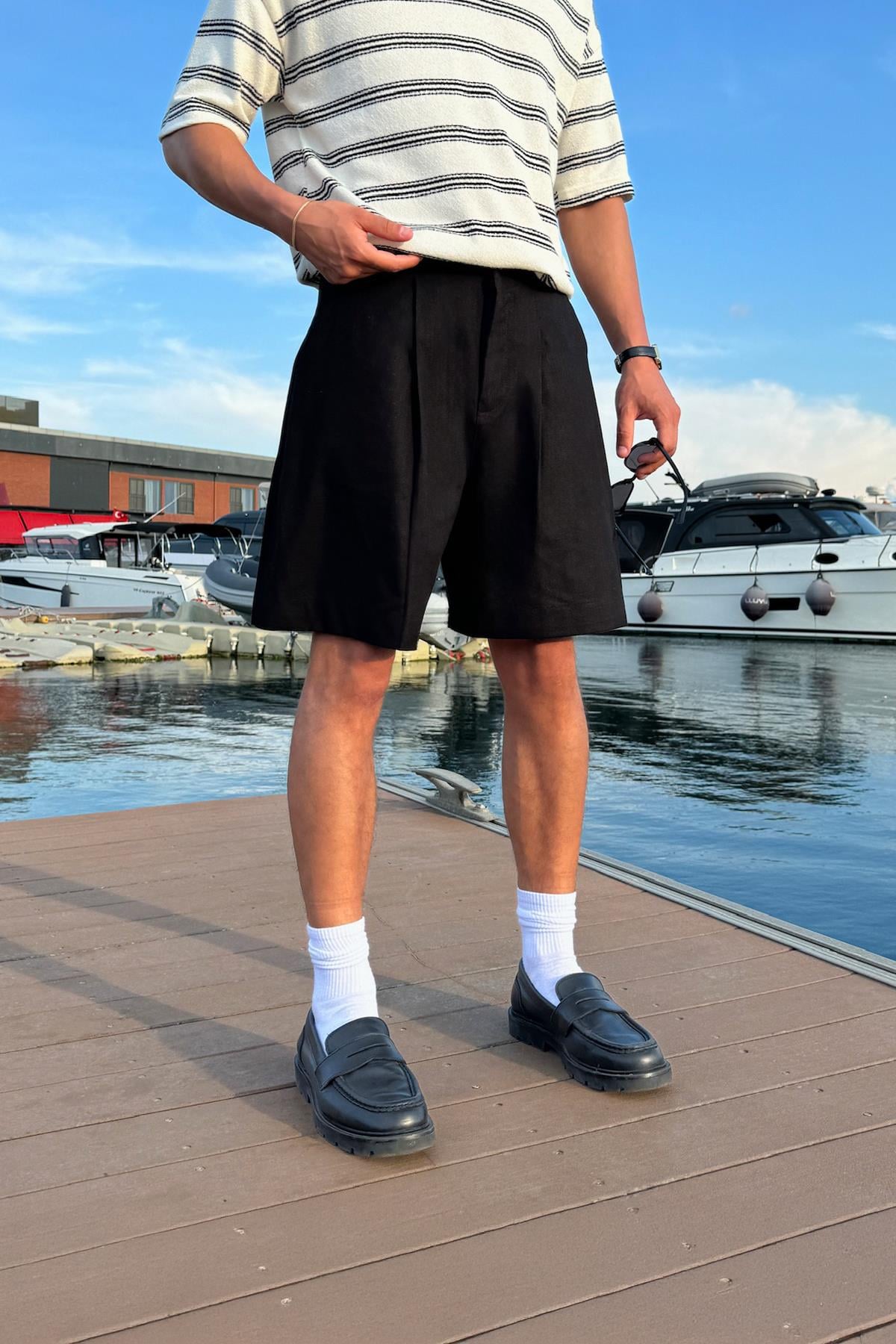 Pileli Siyah Keten Şort Siyah