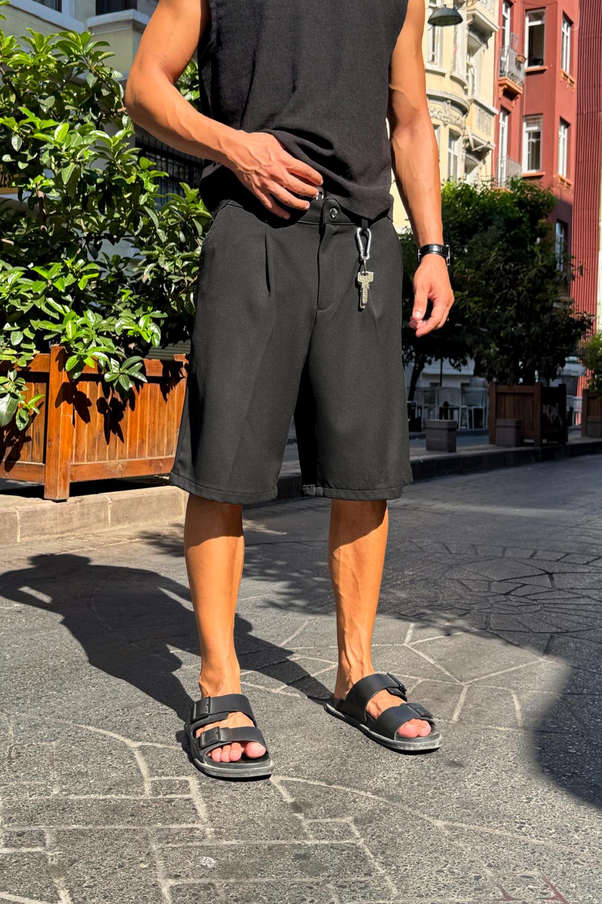 Pileli Siyah Kumaş Şort Siyah