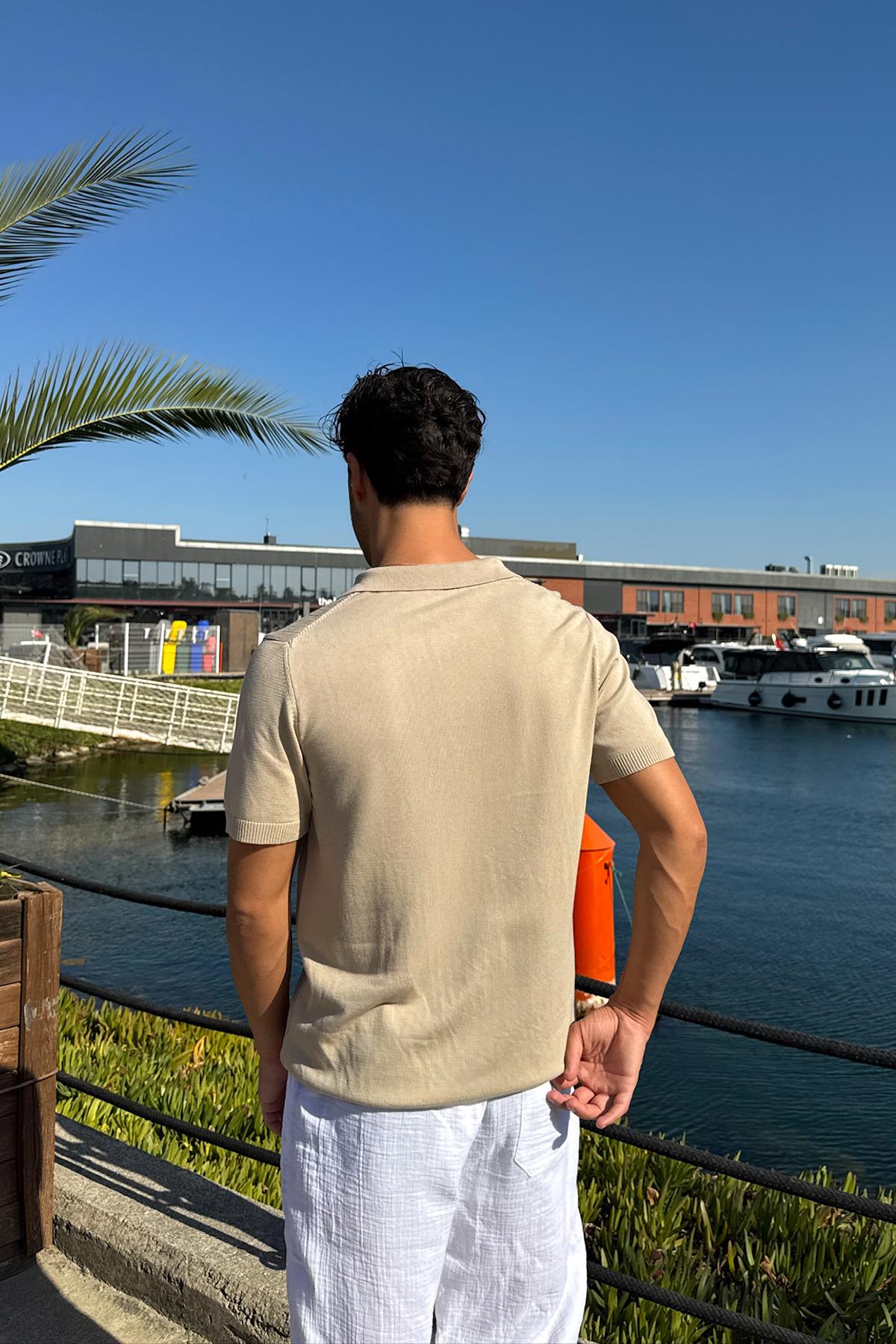 Polo Yaka Çizgili Triko Tişört Bej